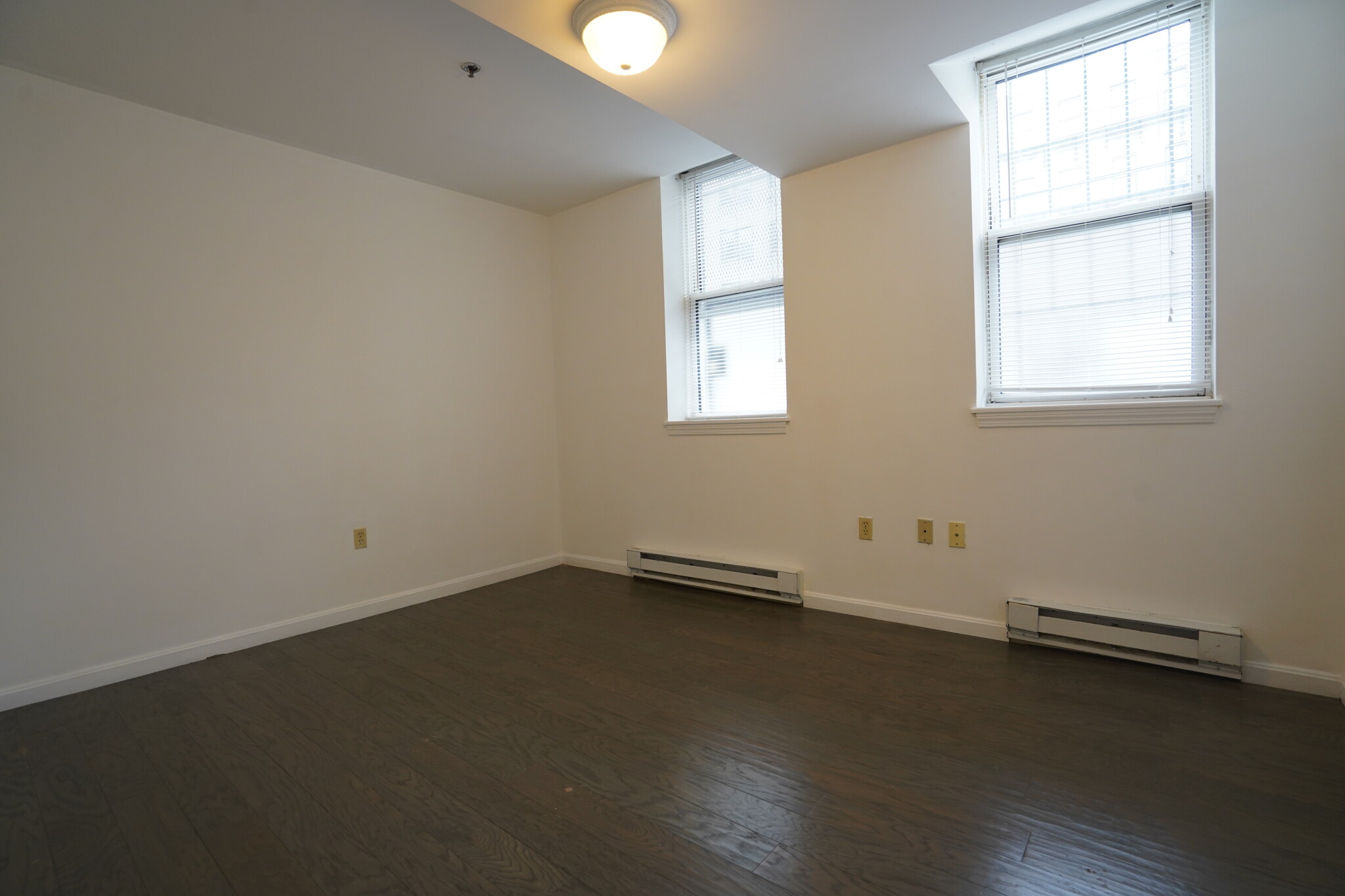 24 Queensberry St, Fenway