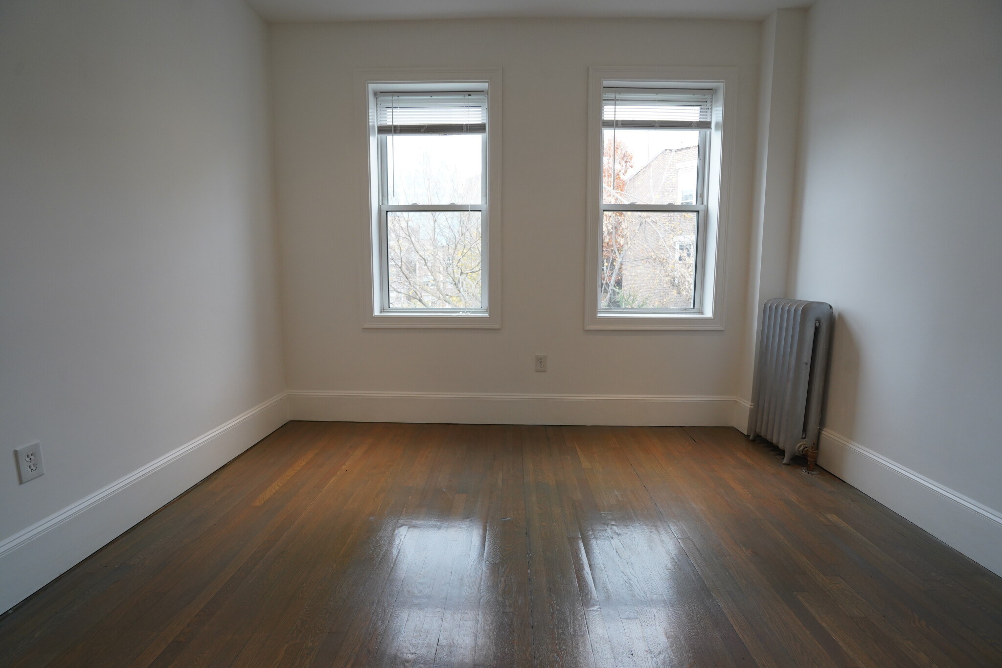 109 Queensberry St, Fenway