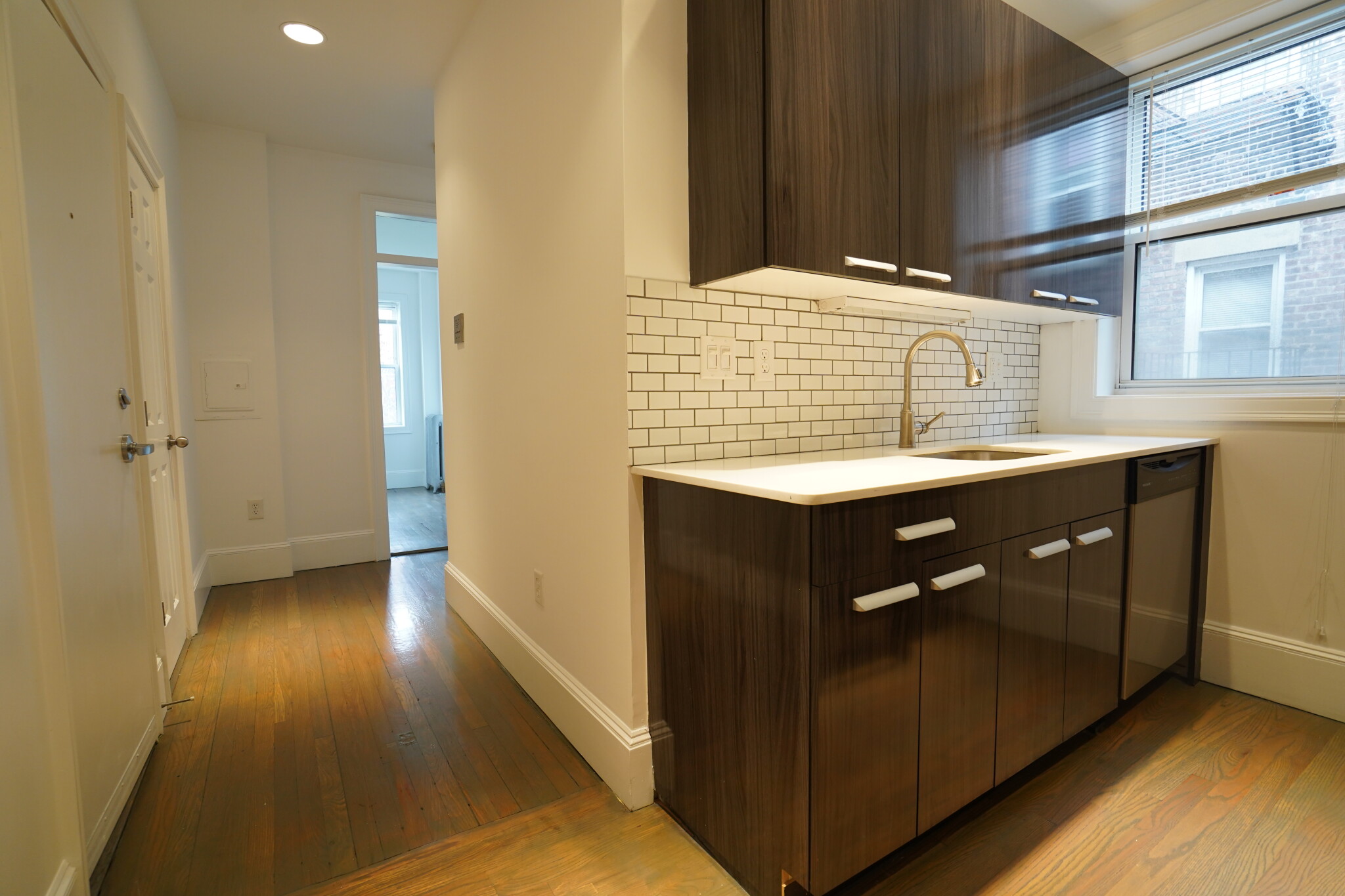 109 Queensberry St, Fenway