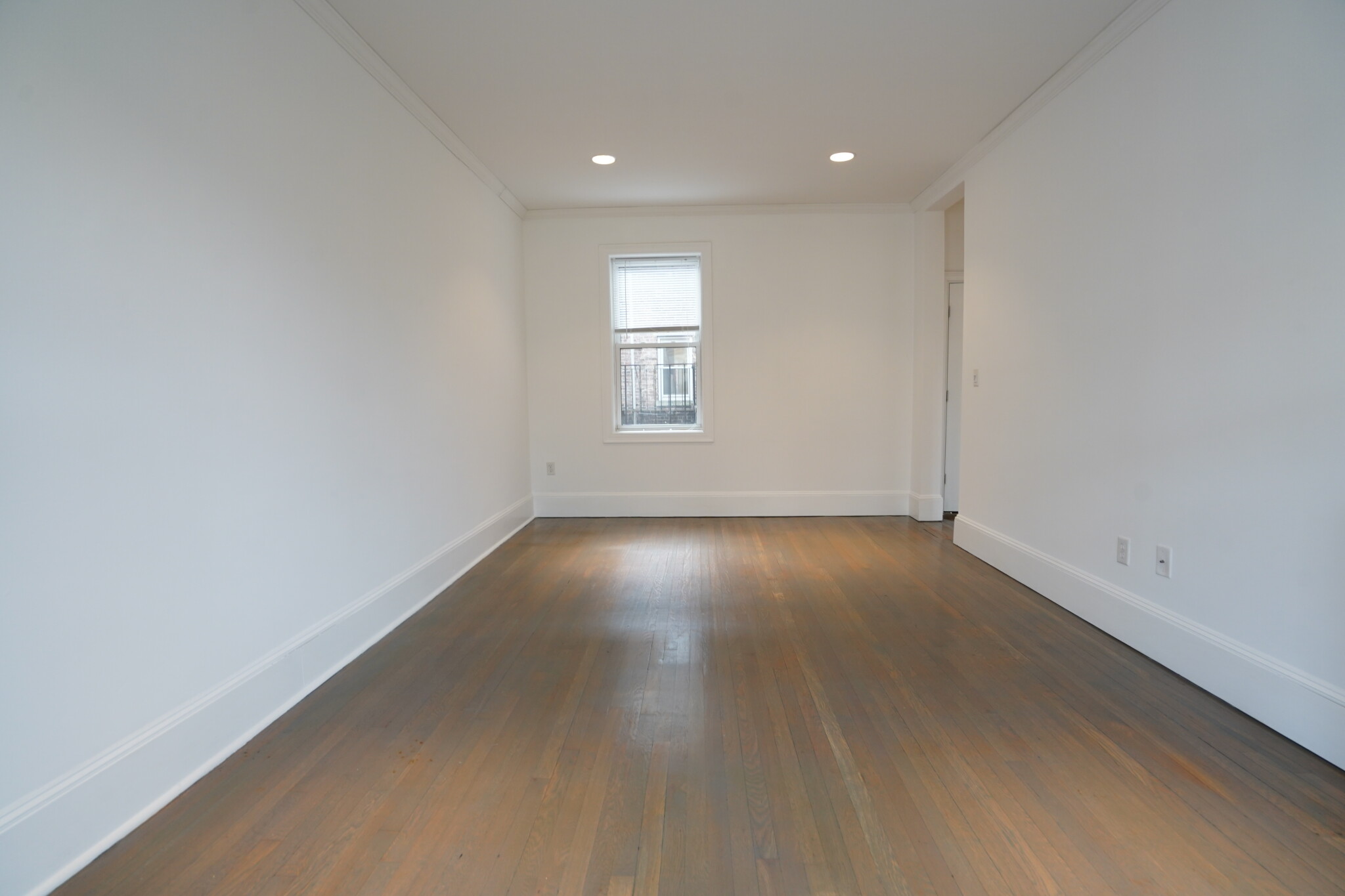 109 Queensberry St, Fenway