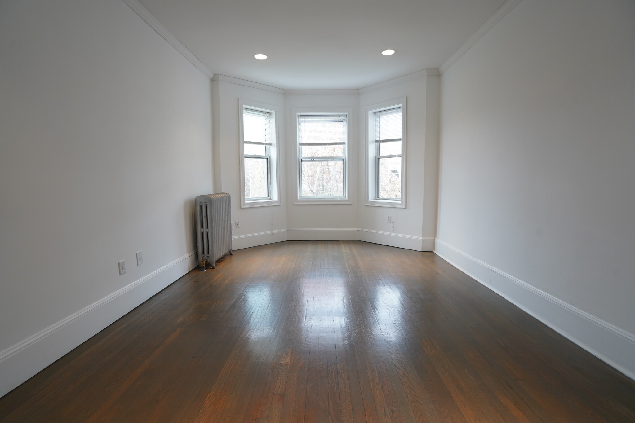 109 Queensberry St, Fenway