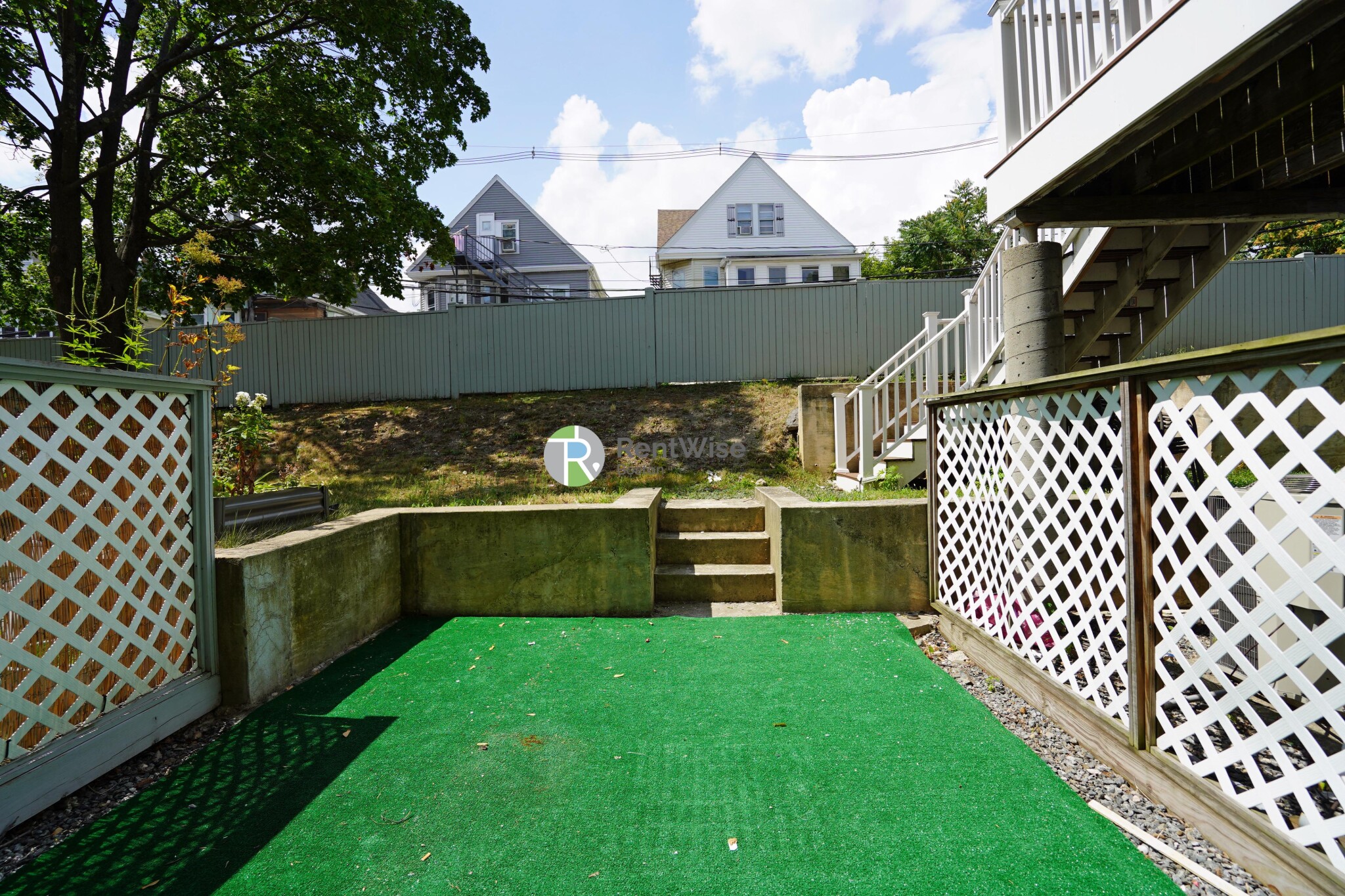 150 North Beacon St, Oak Square