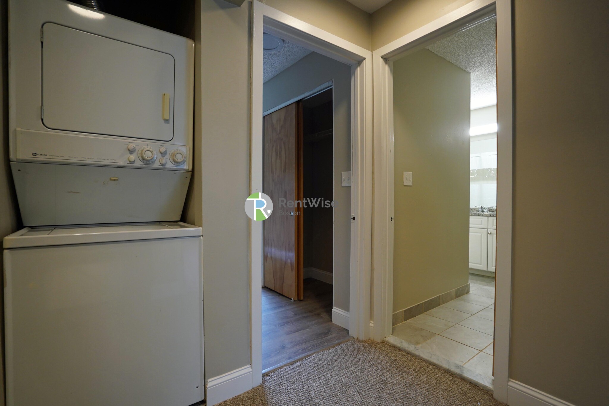 150 North Beacon St, Oak Square