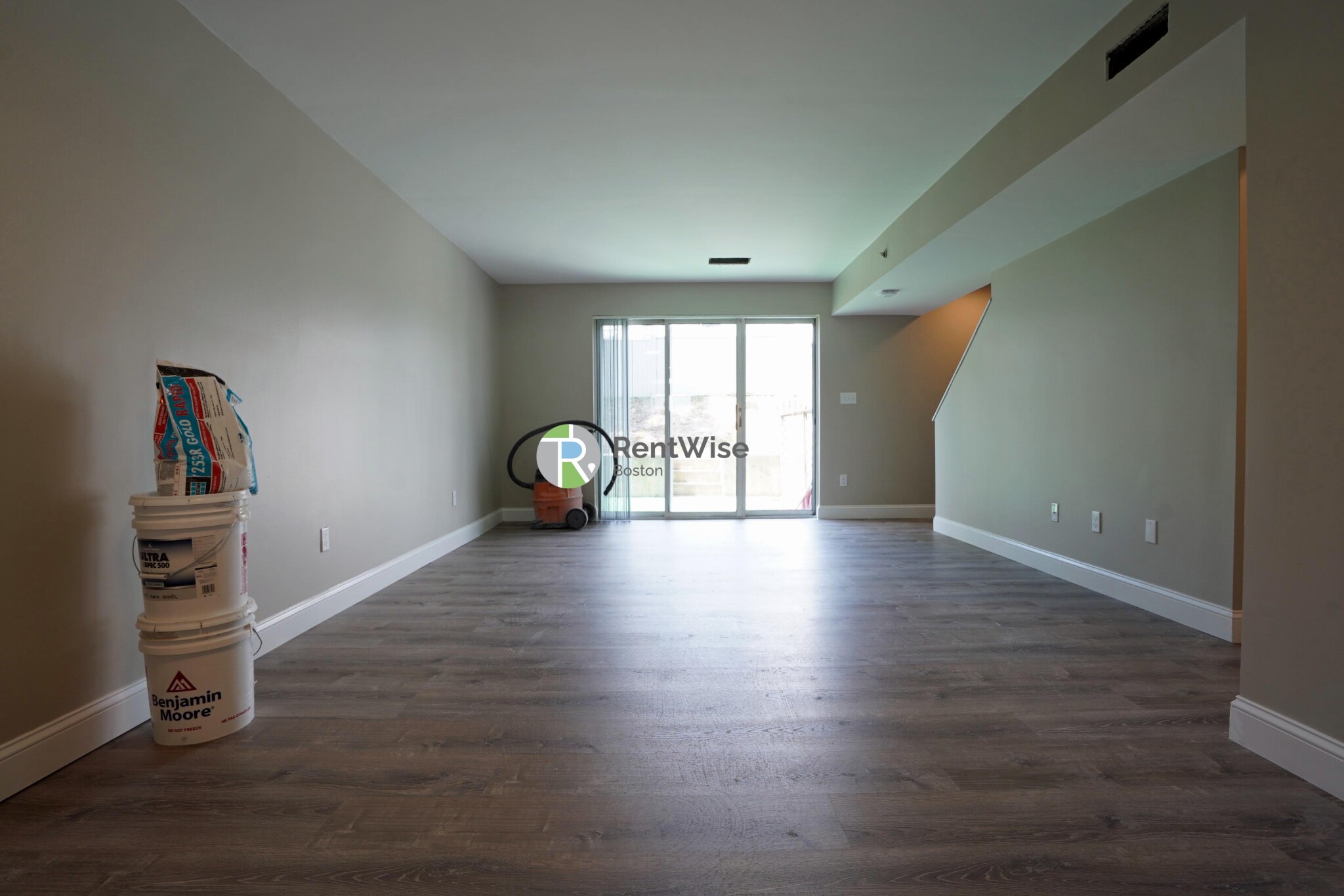 150 North Beacon St, Oak Square