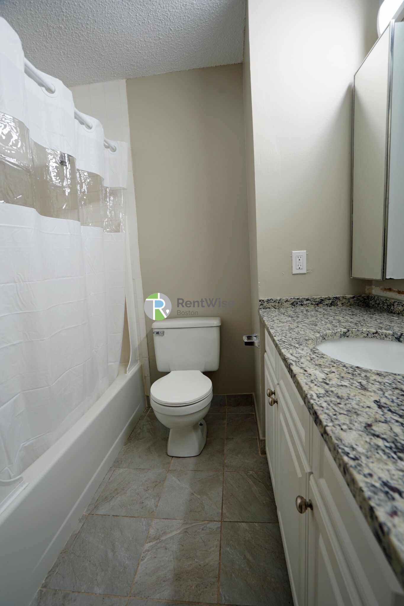 150 North Beacon St, Oak Square