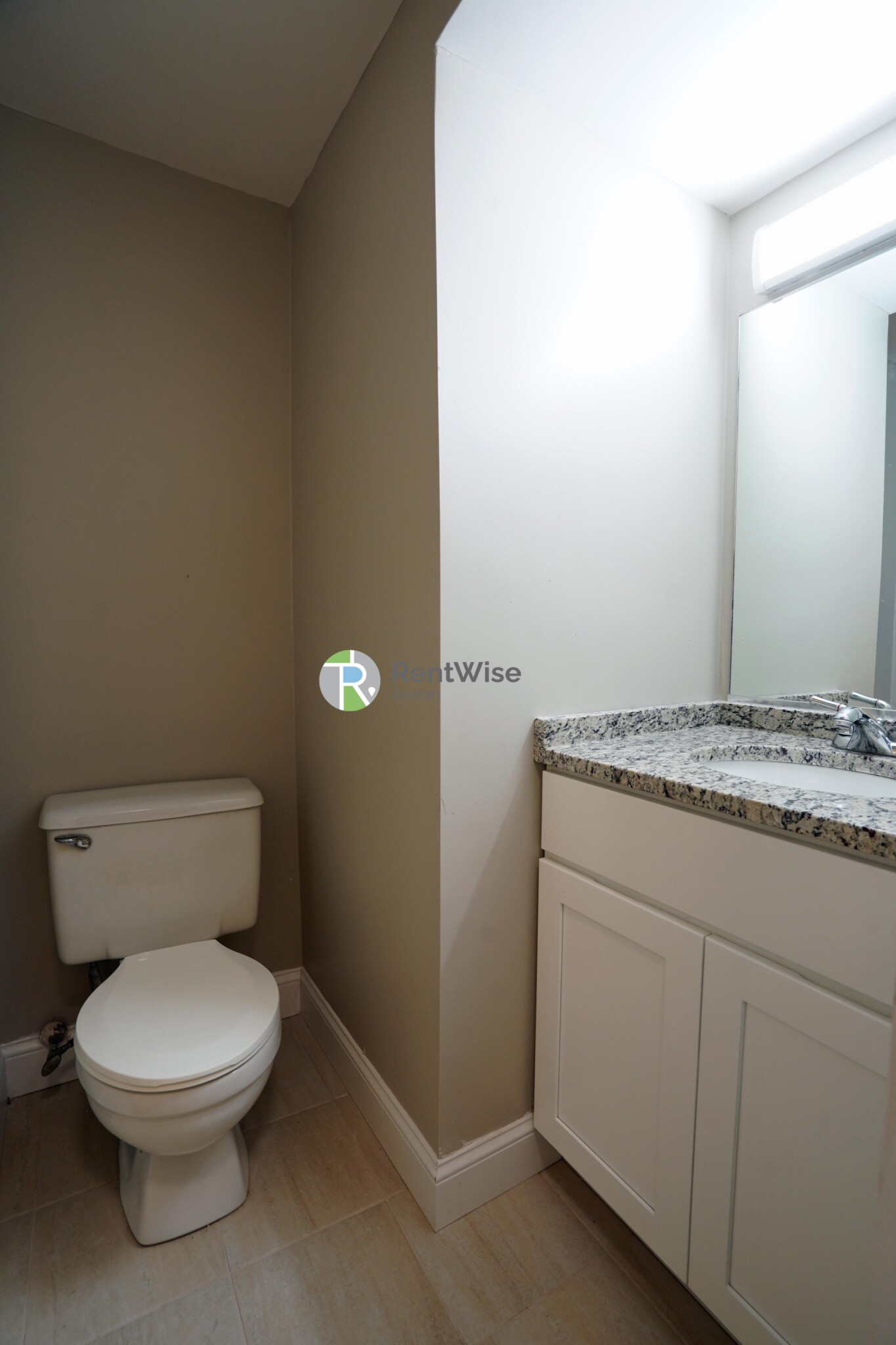 150 North Beacon St, Oak Square