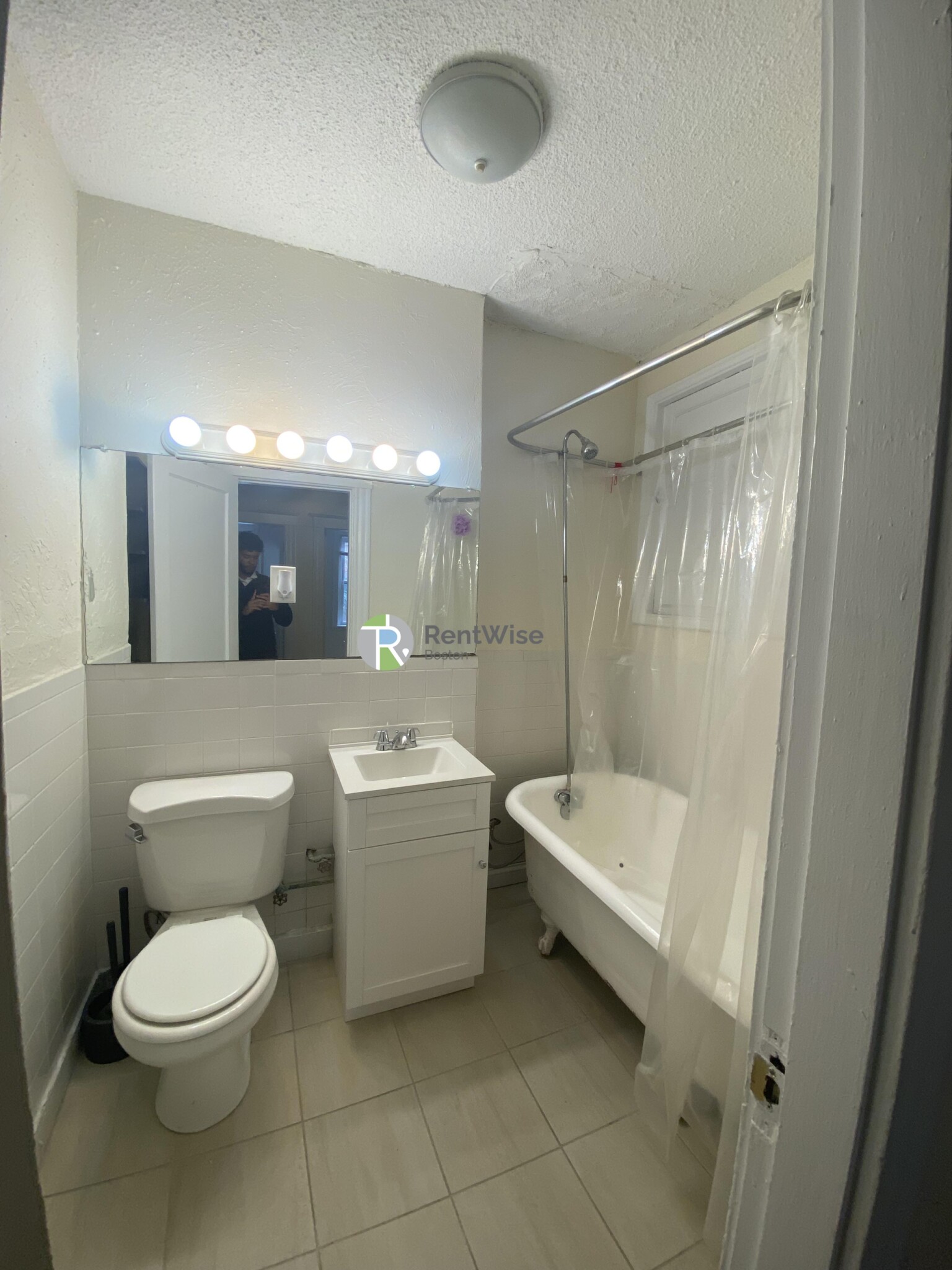 5 Barrows St, Allston