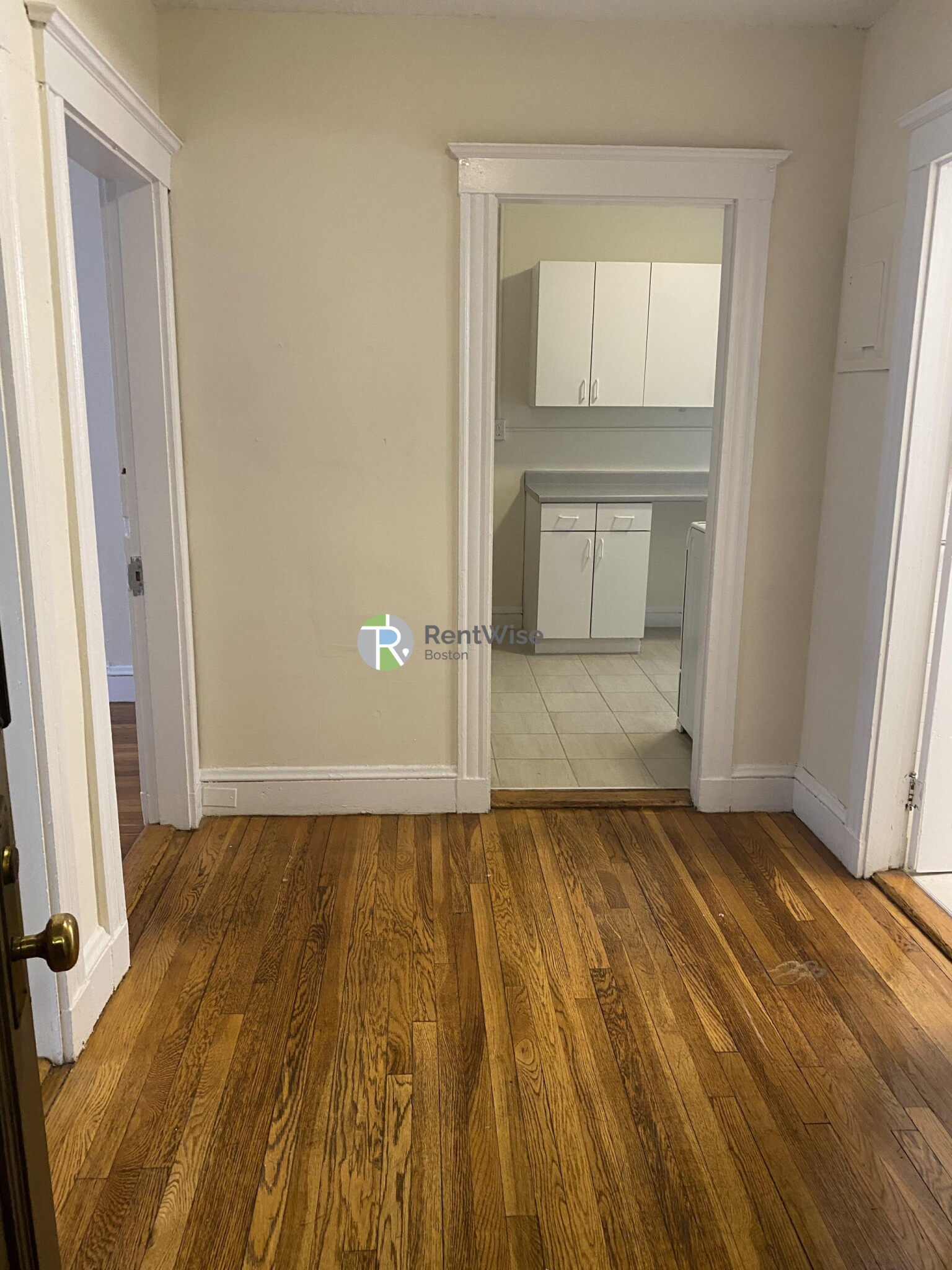 5 Barrows St, Allston