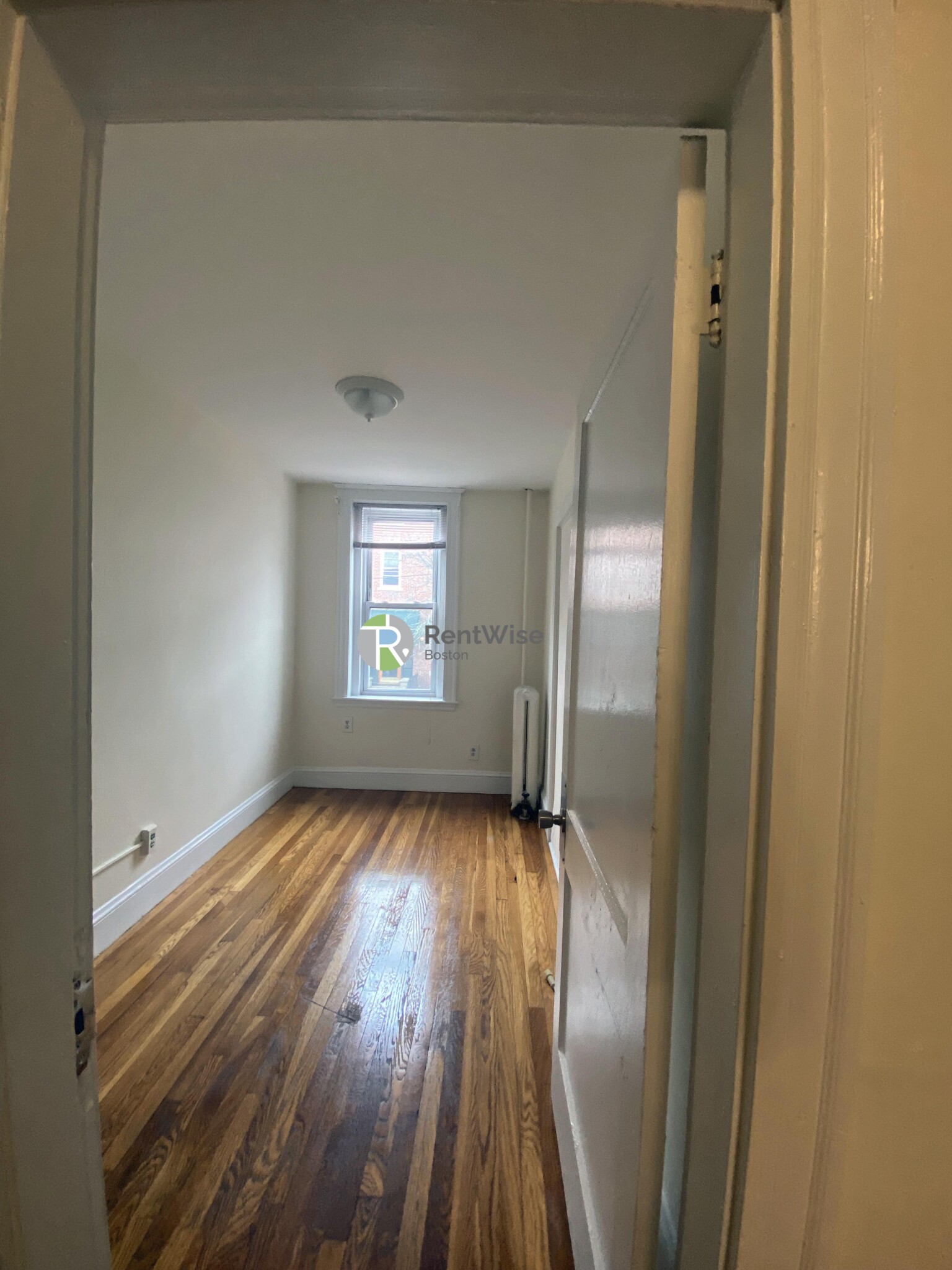 5 Barrows St, Allston