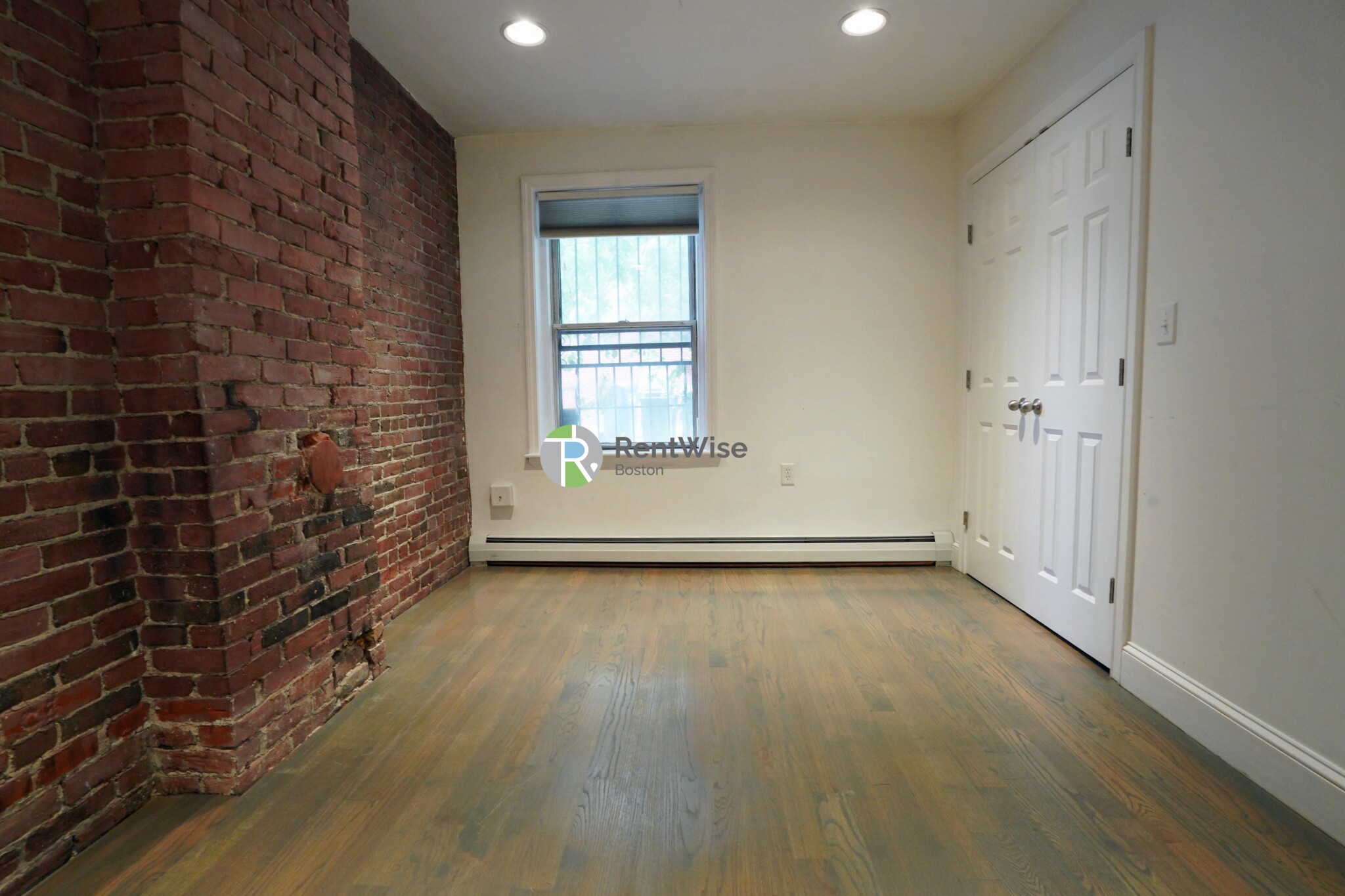 127 Saint Botolph St, Back Bay