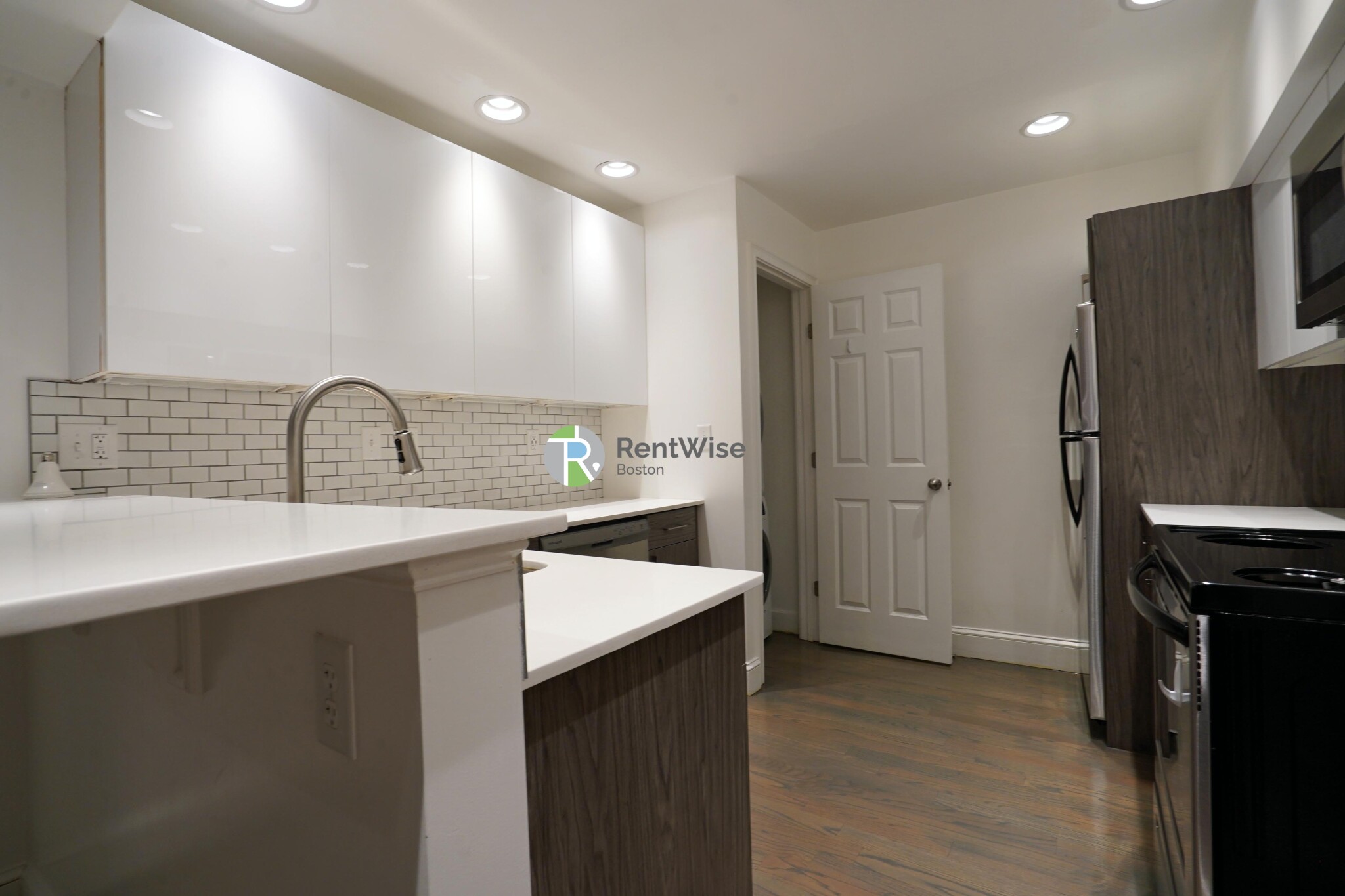 127 Saint Botolph St, Back Bay