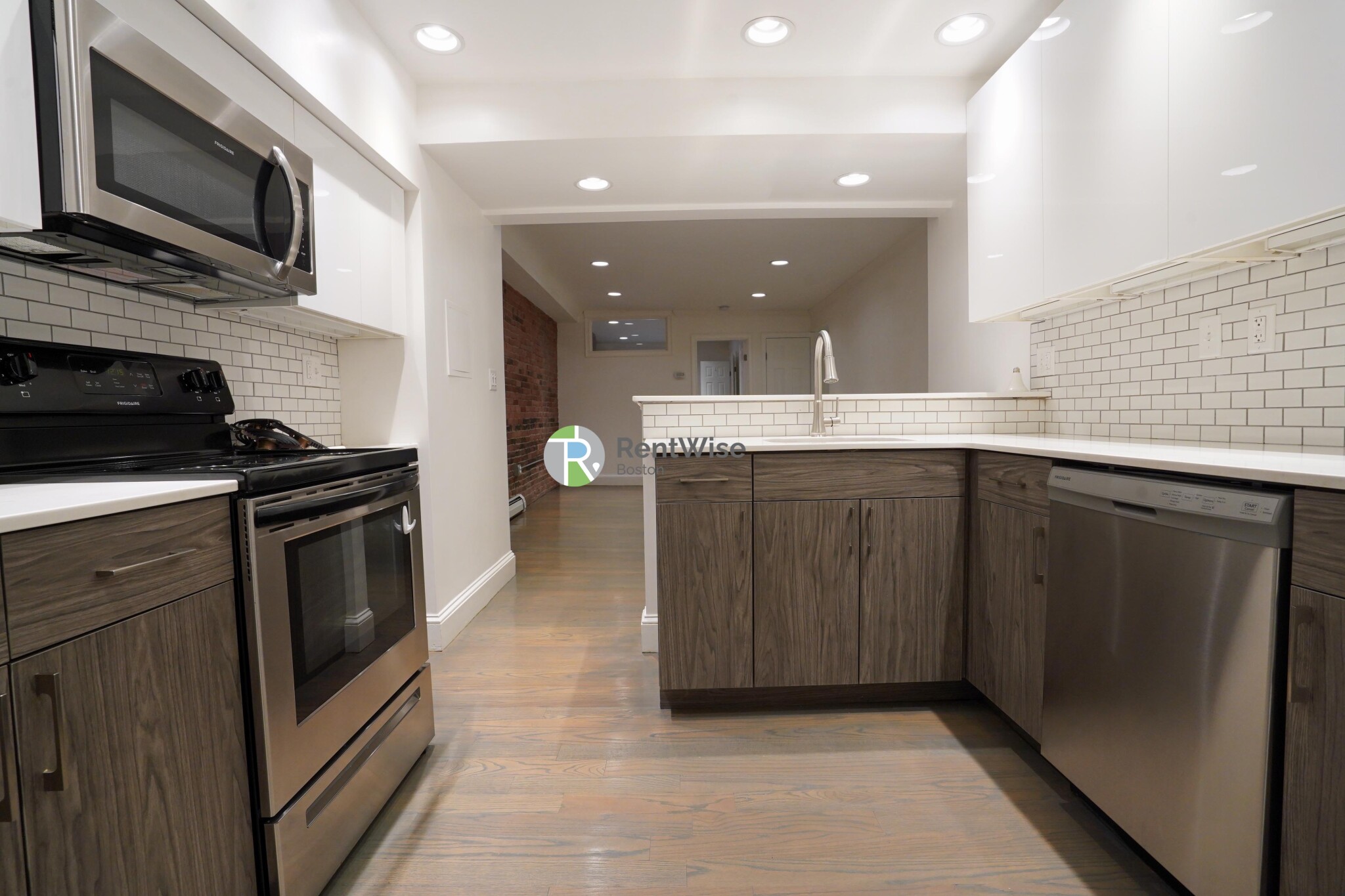 127 Saint Botolph St, Back Bay