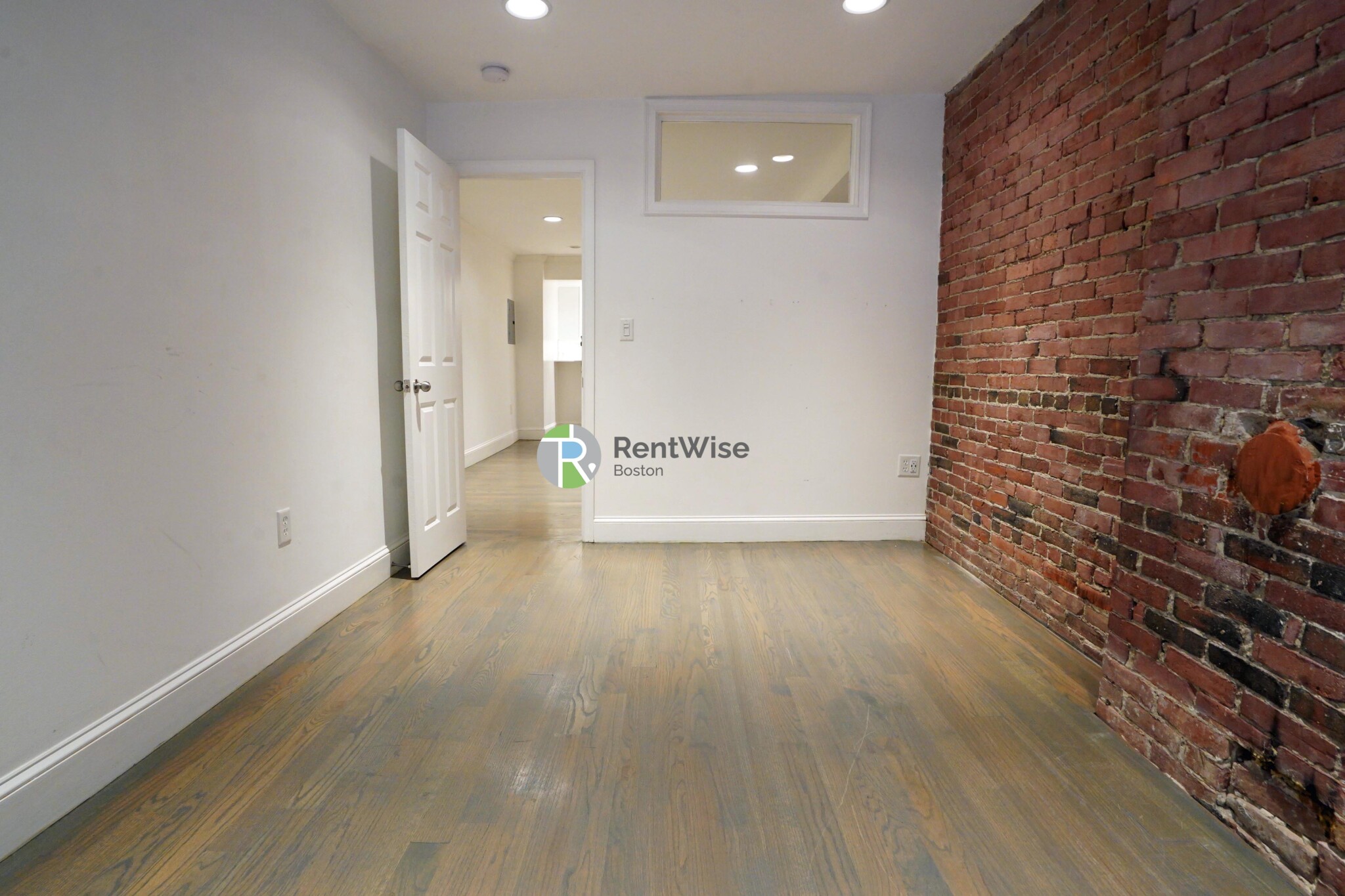 127 Saint Botolph St, Back Bay