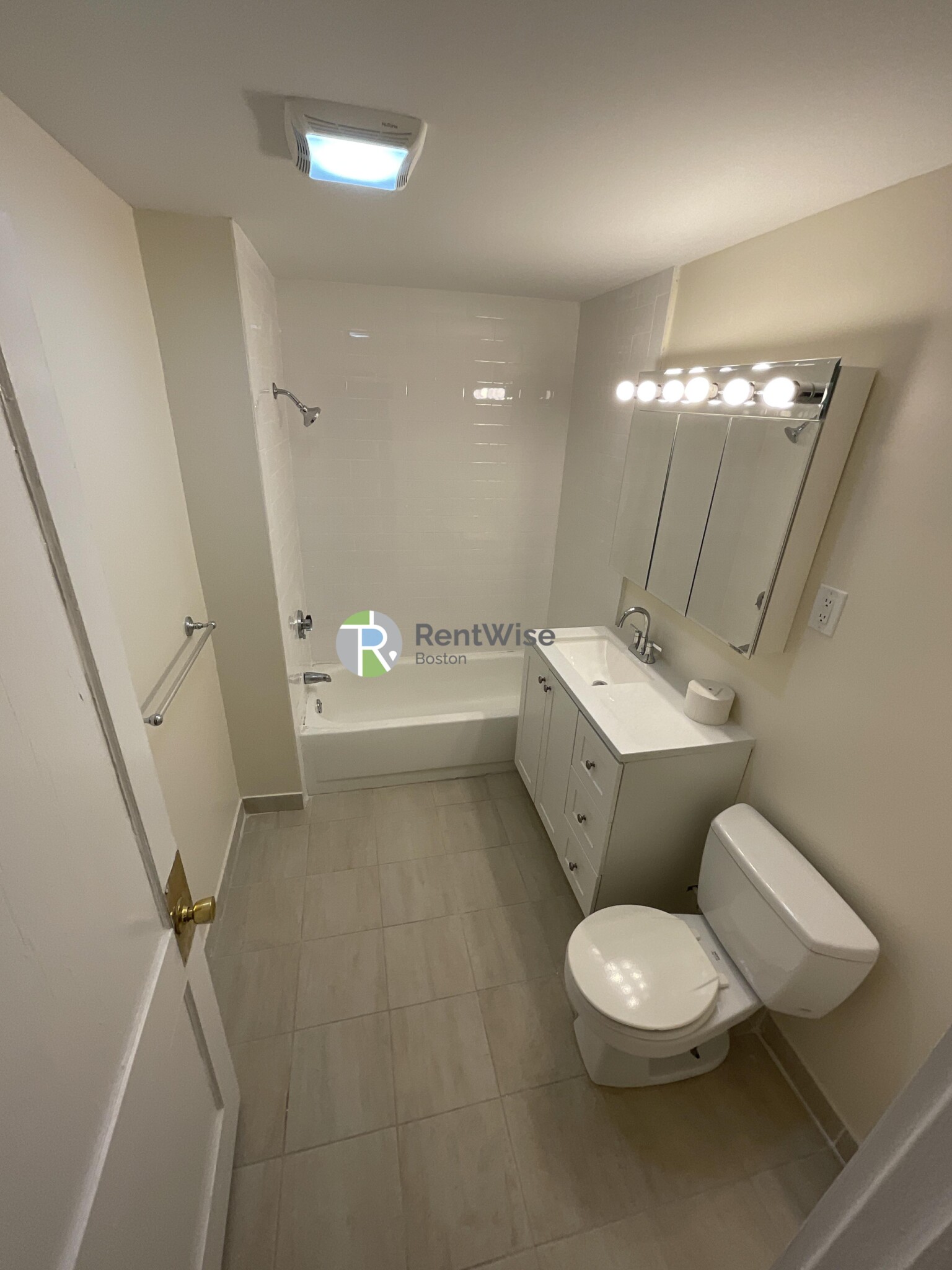 6 Barrows St, Allston