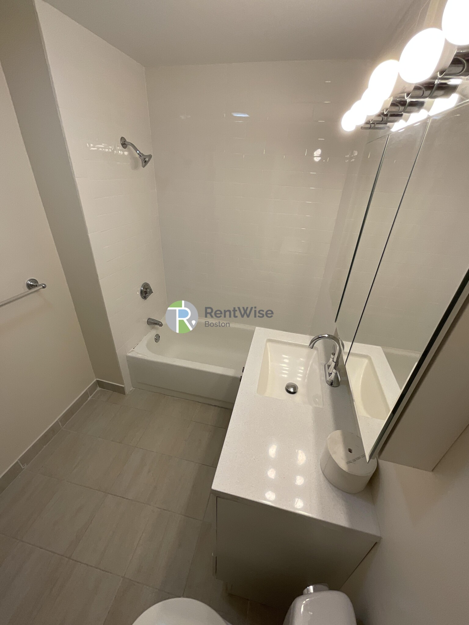 6 Barrows St, Allston