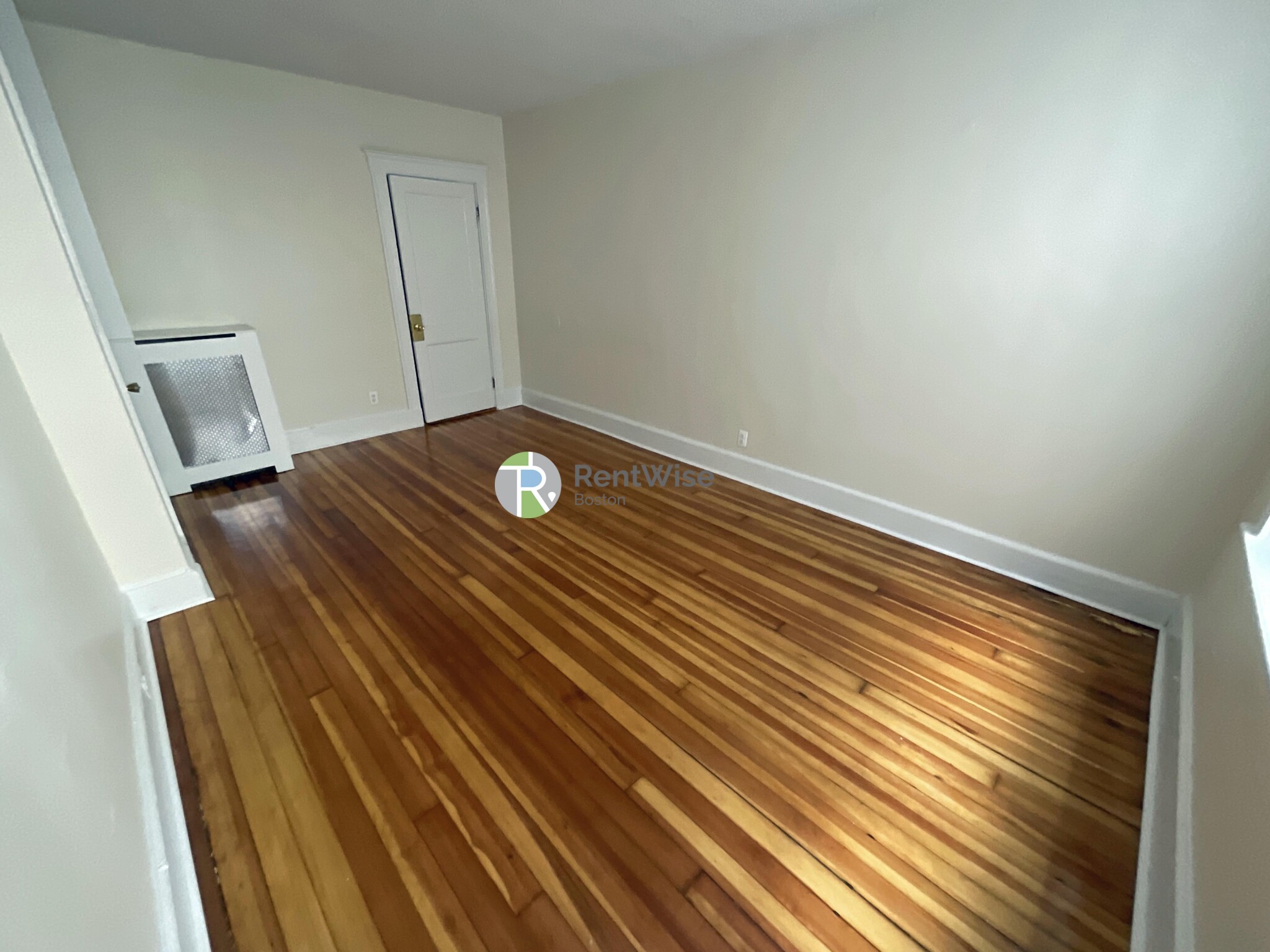 6 Barrows St, Allston