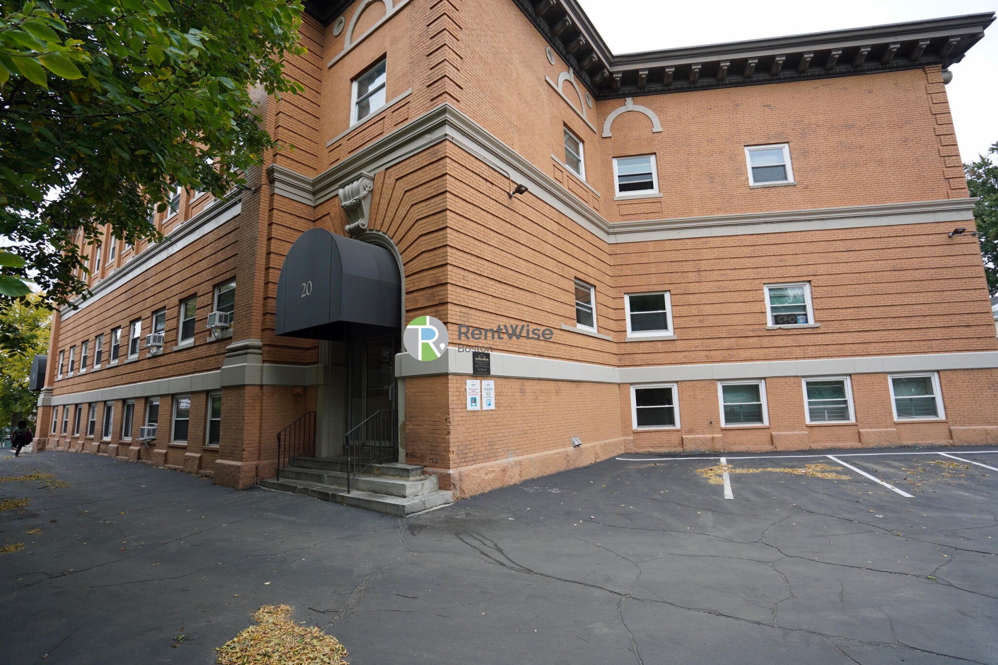 20 Armington St, Allston