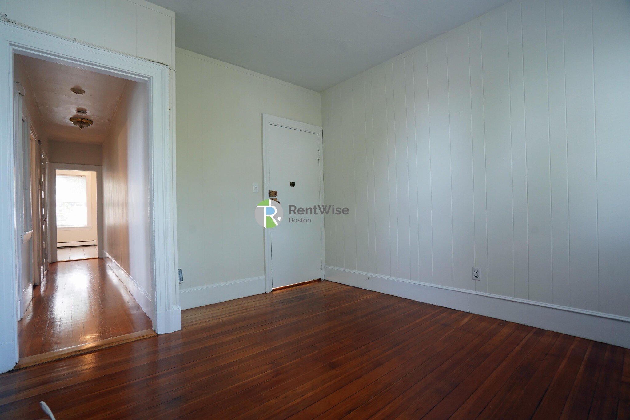 1 Ashford Ct, Allston