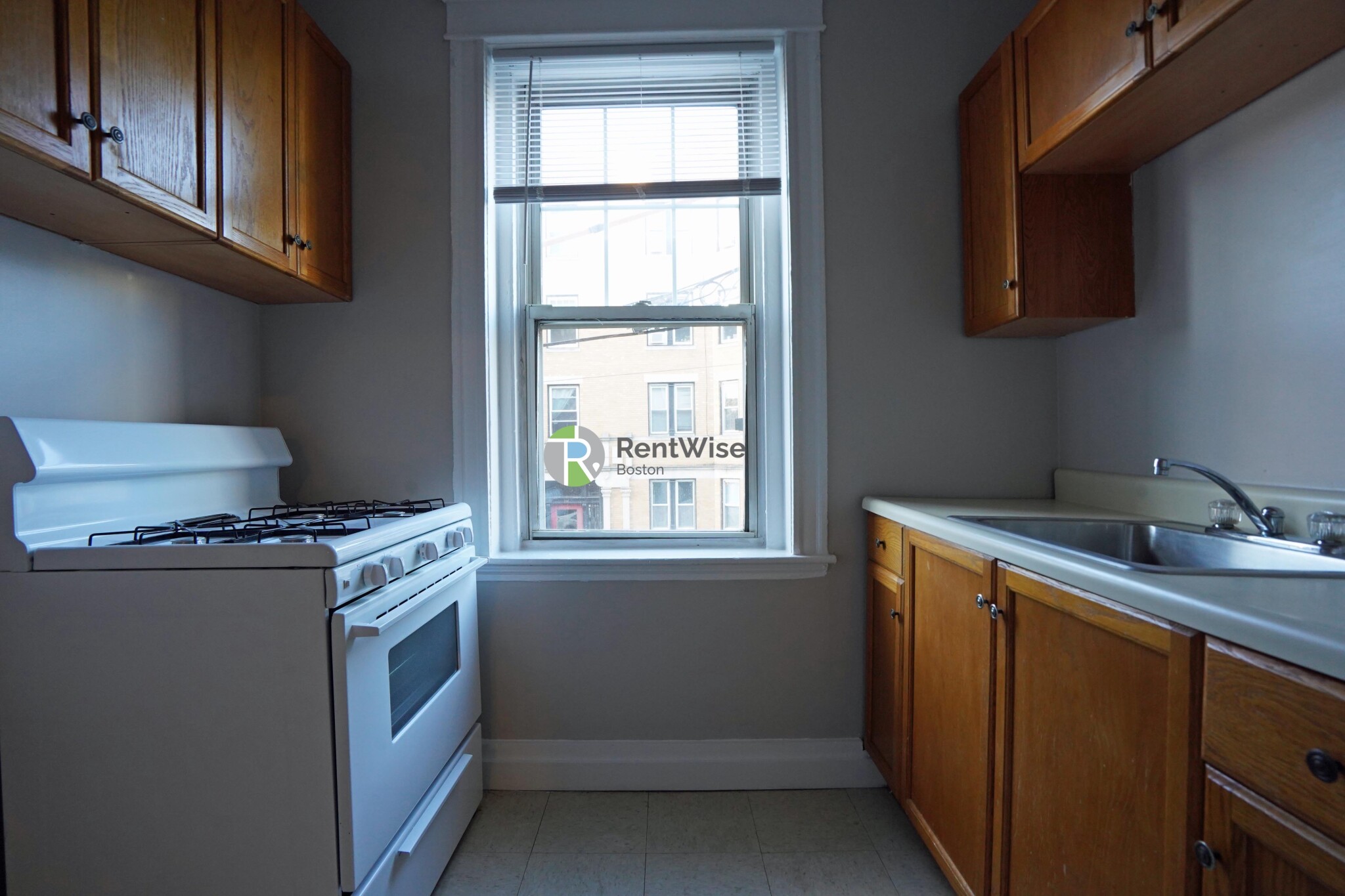 3 Lorraine Ter, Allston