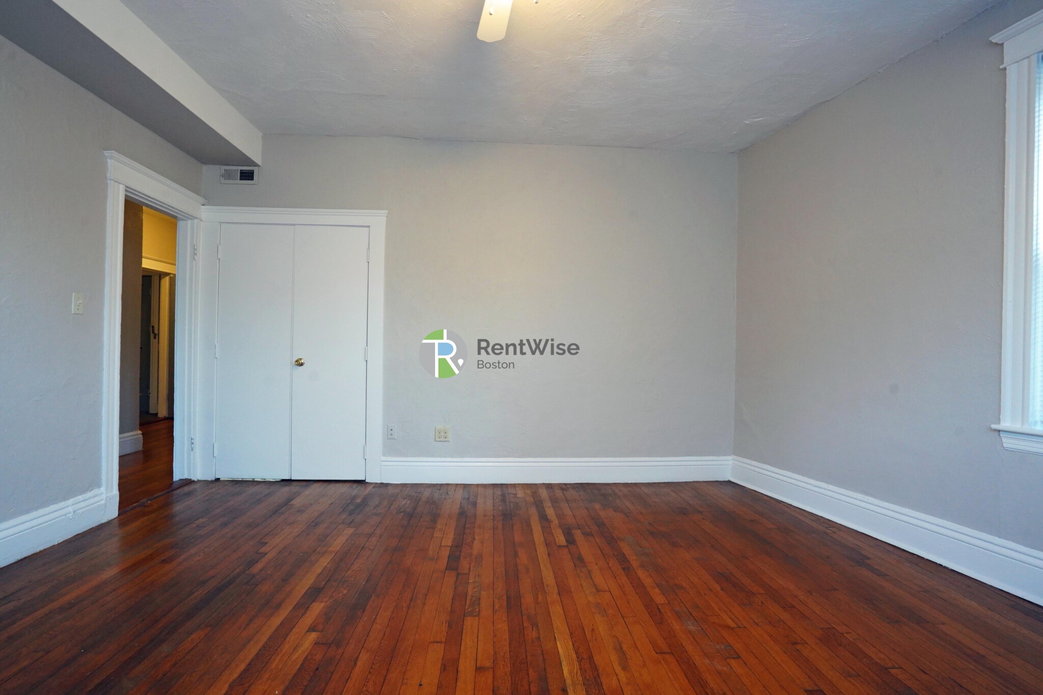 3 Lorraine Ter, Allston