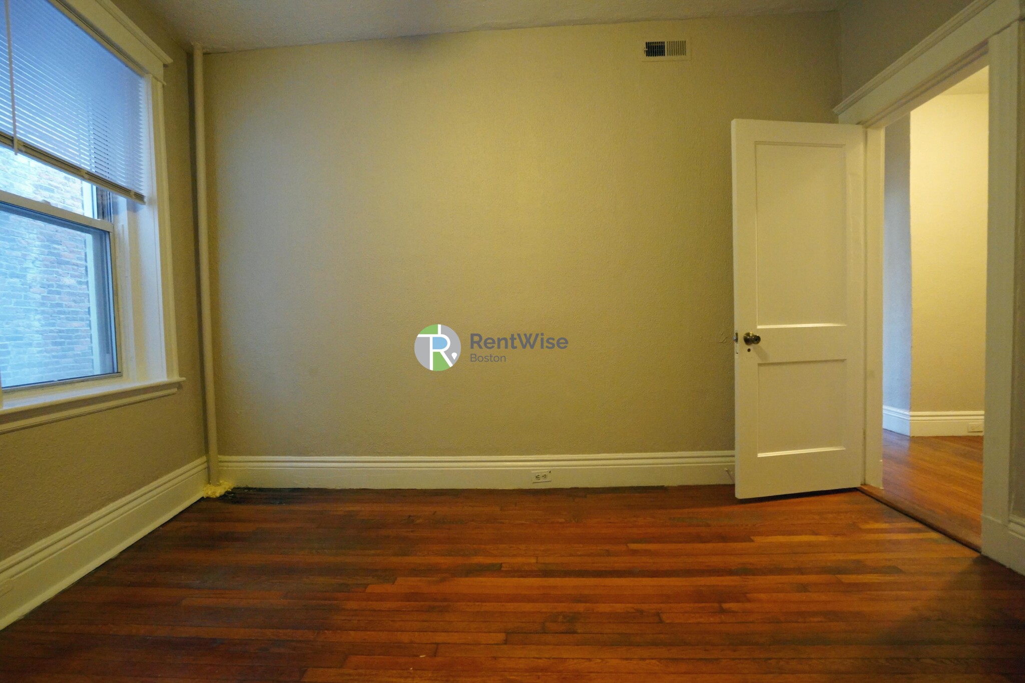 3 Lorraine Ter, Allston