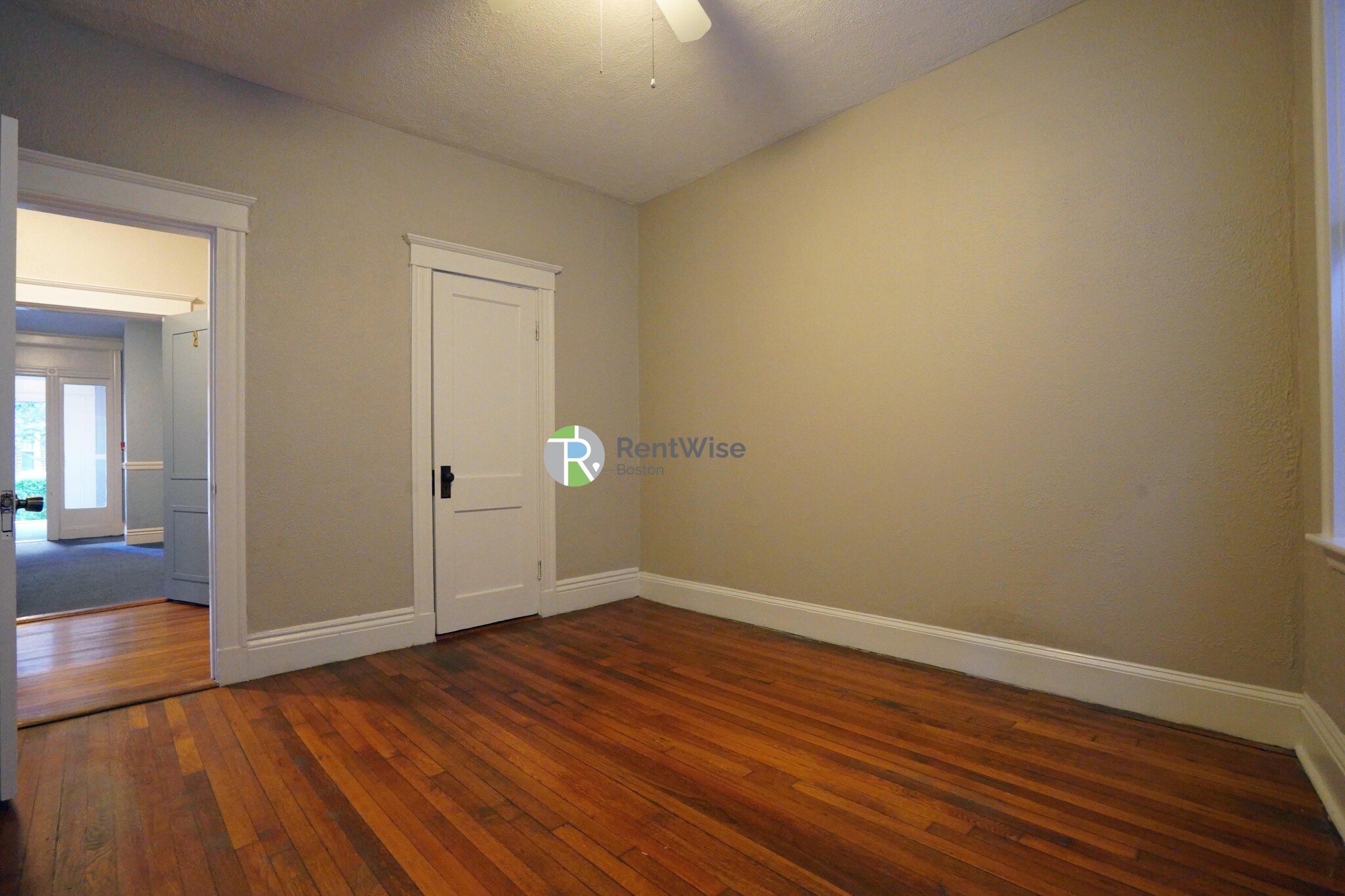 3 Lorraine Ter, Allston