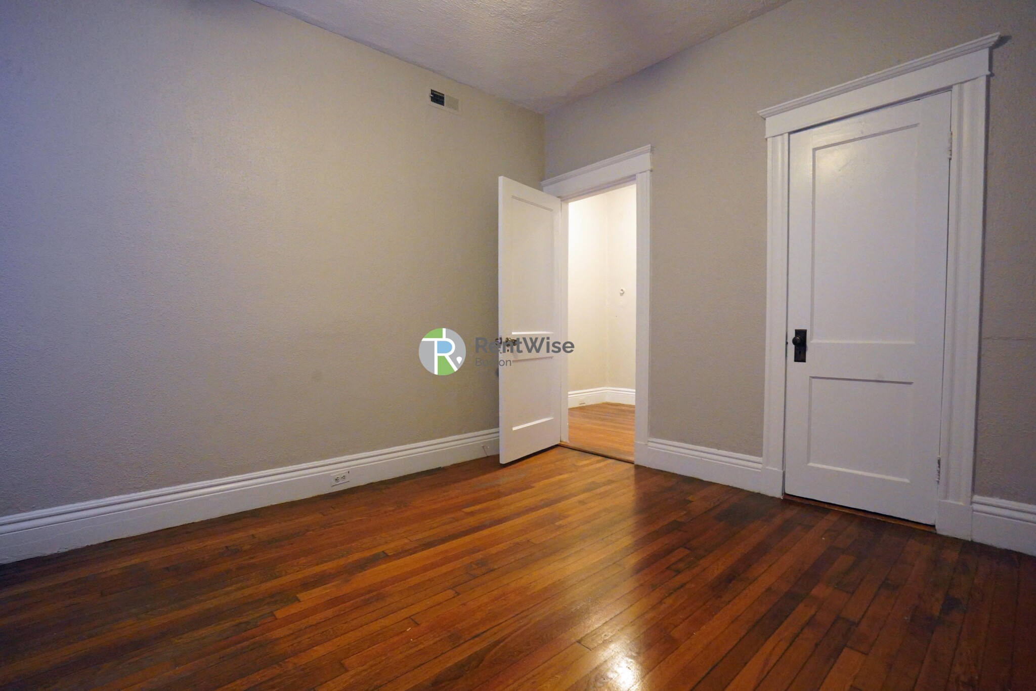 3 Lorraine Ter, Allston