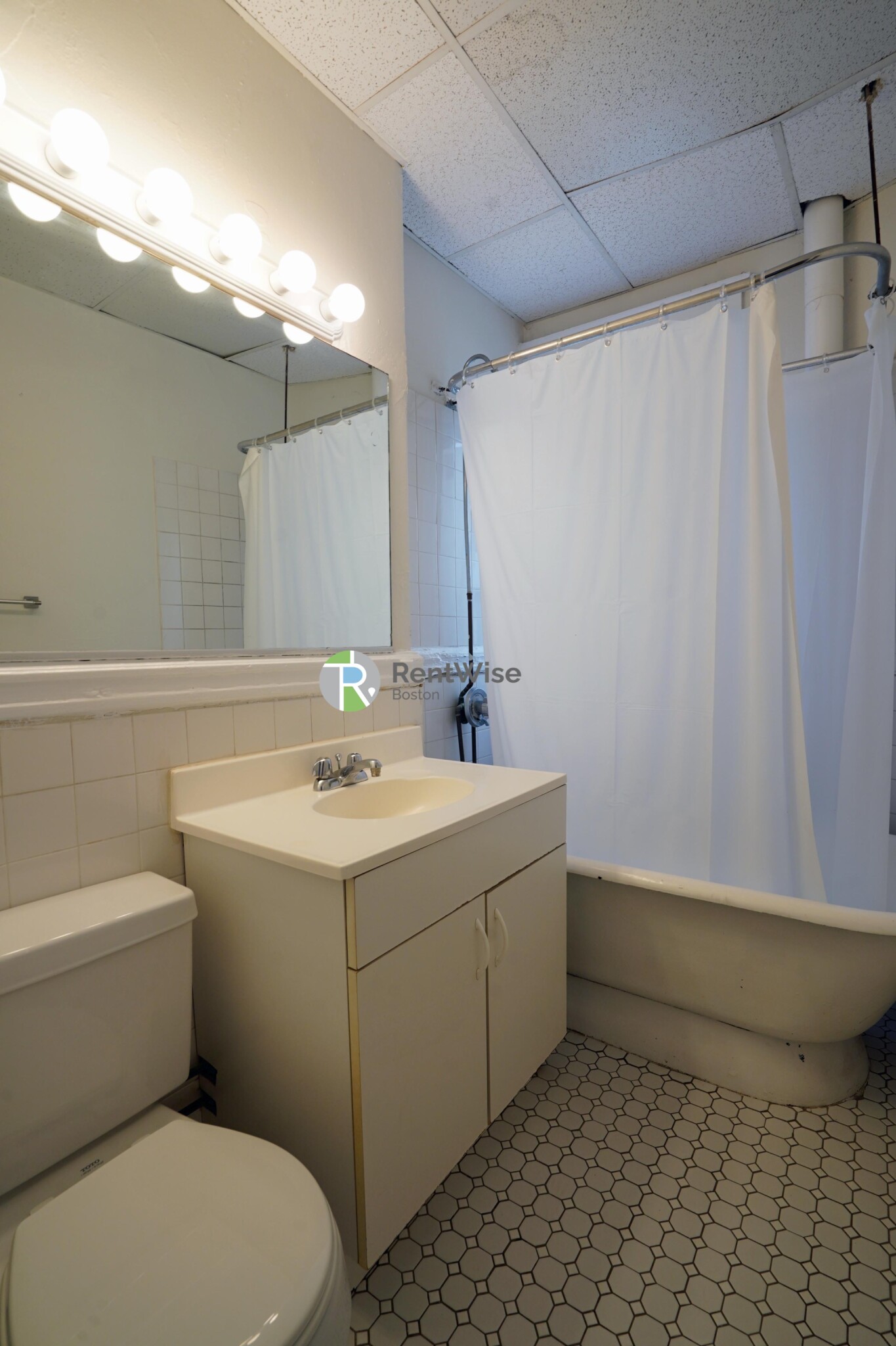 7 Carol Ave, Brighton