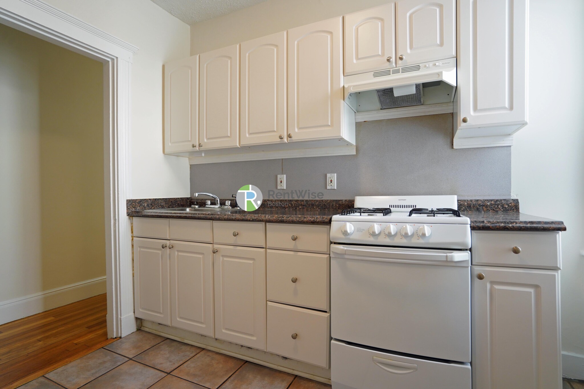 15 Carol Ave, Brighton