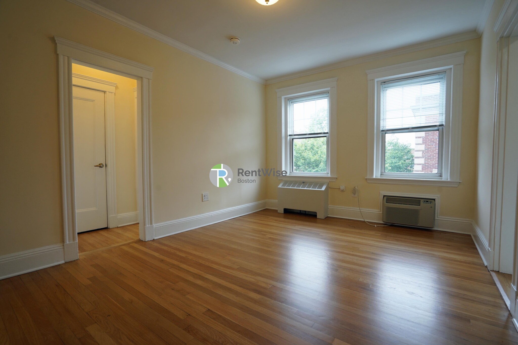 22 Chauncy St, Neighborhood Nine