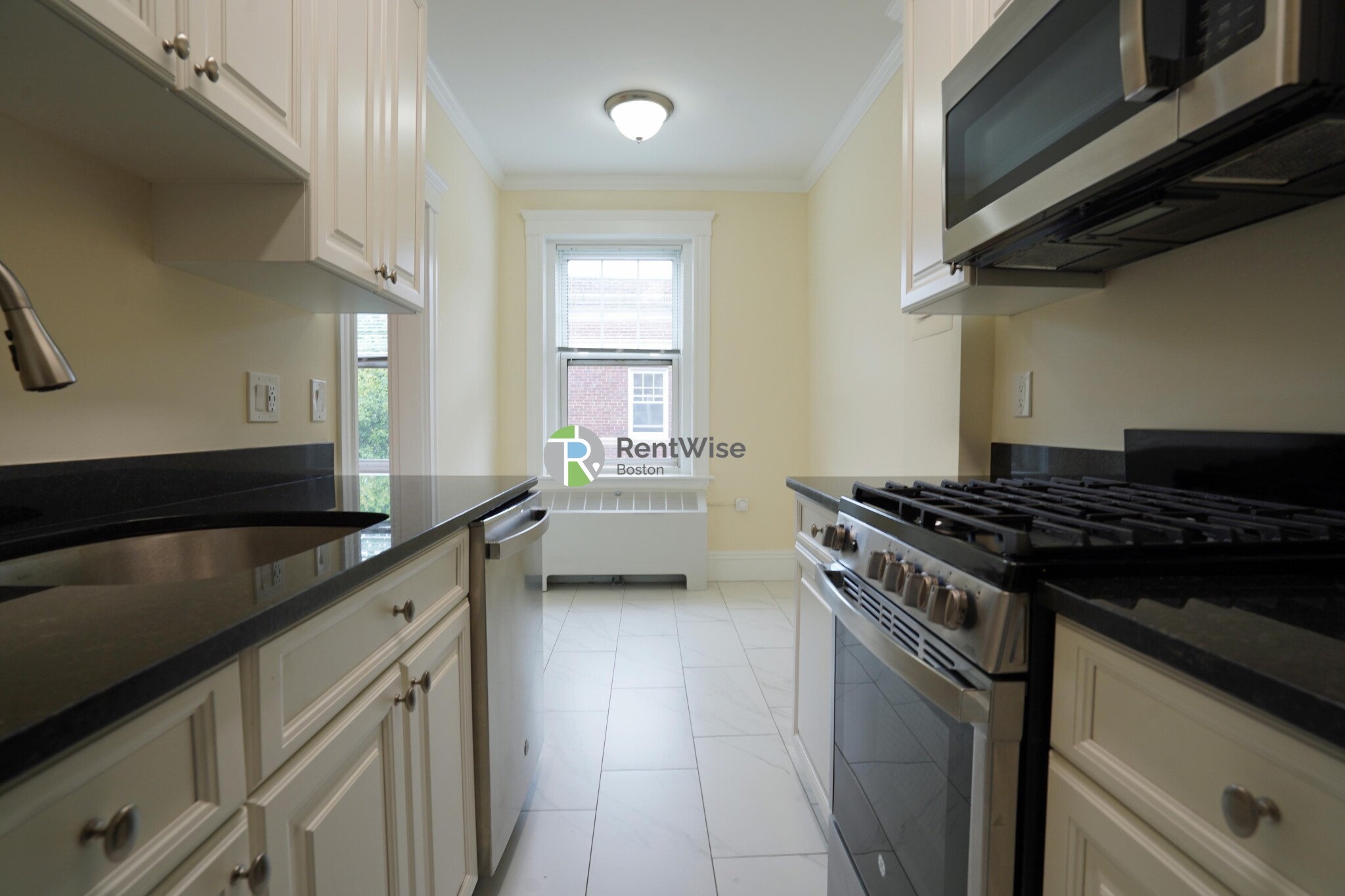 22 Chauncy St, Neighborhood Nine