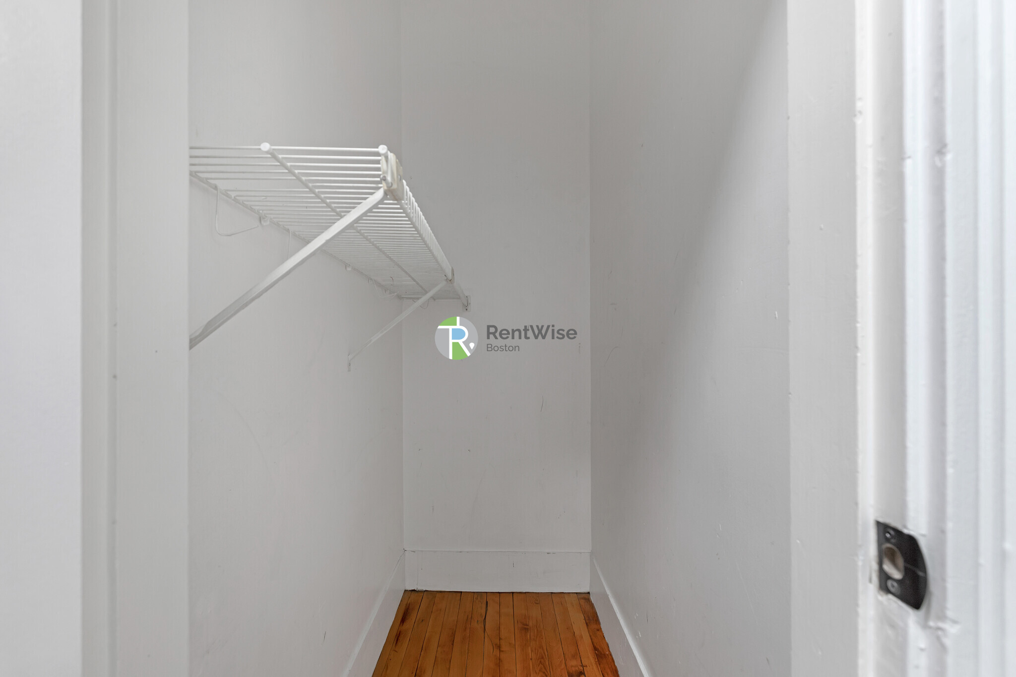 28 Glenville Ave, Allston