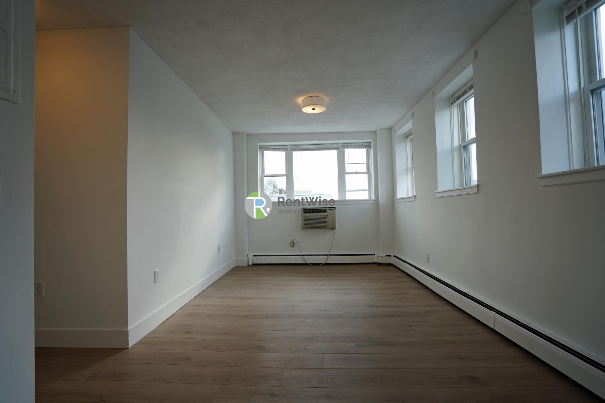 740 East 7th St, South Boston