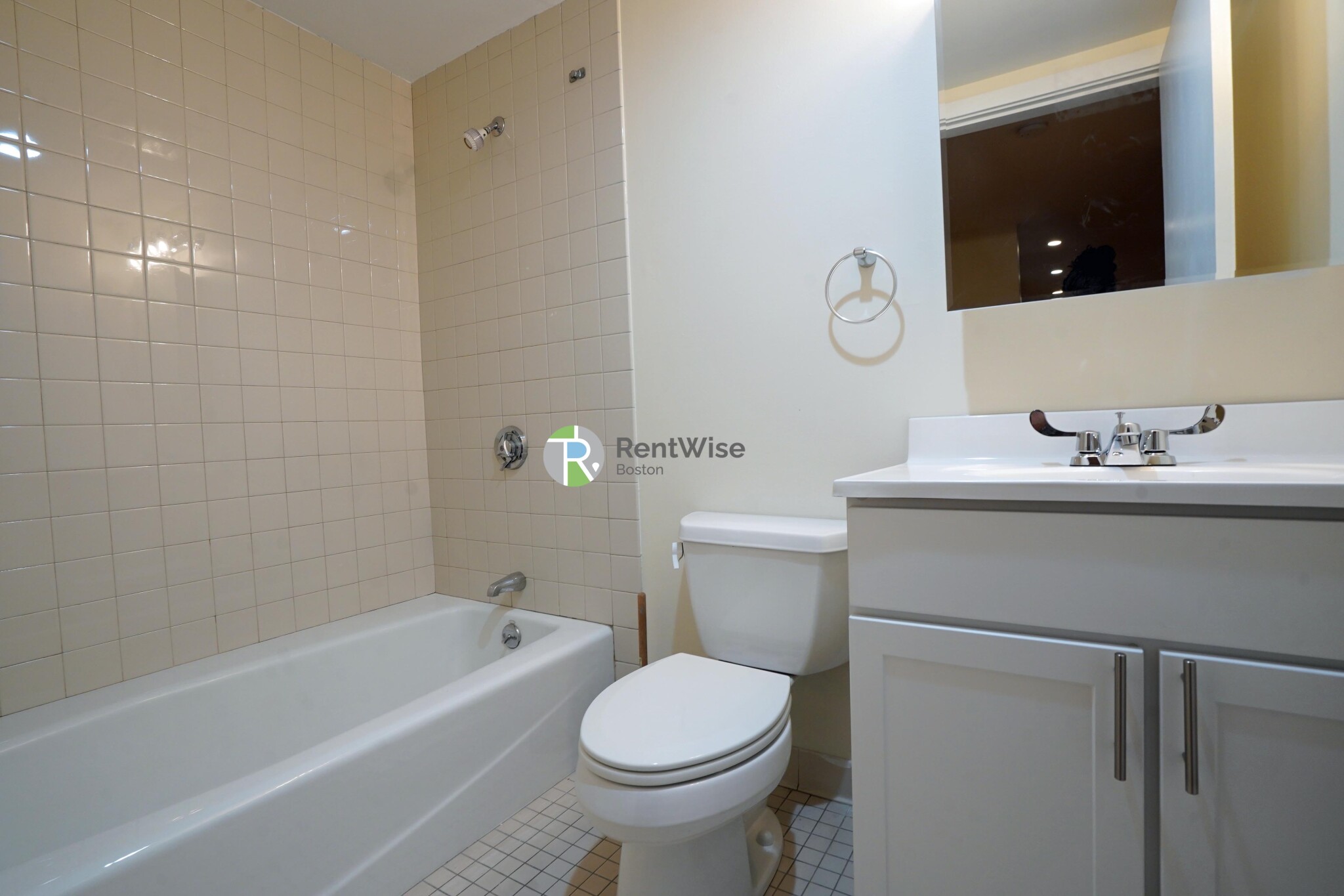 40 Boylston St, Downtown