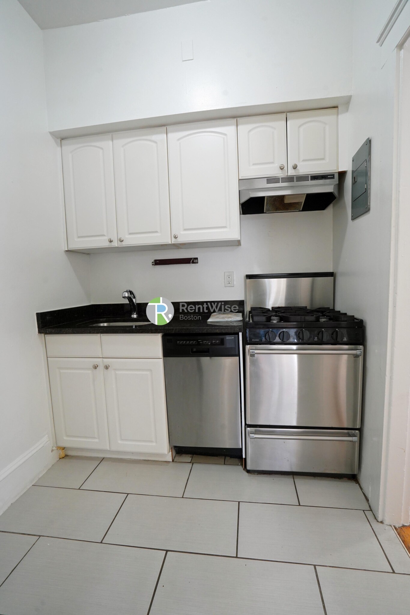 61 Brighton Ave, Allston