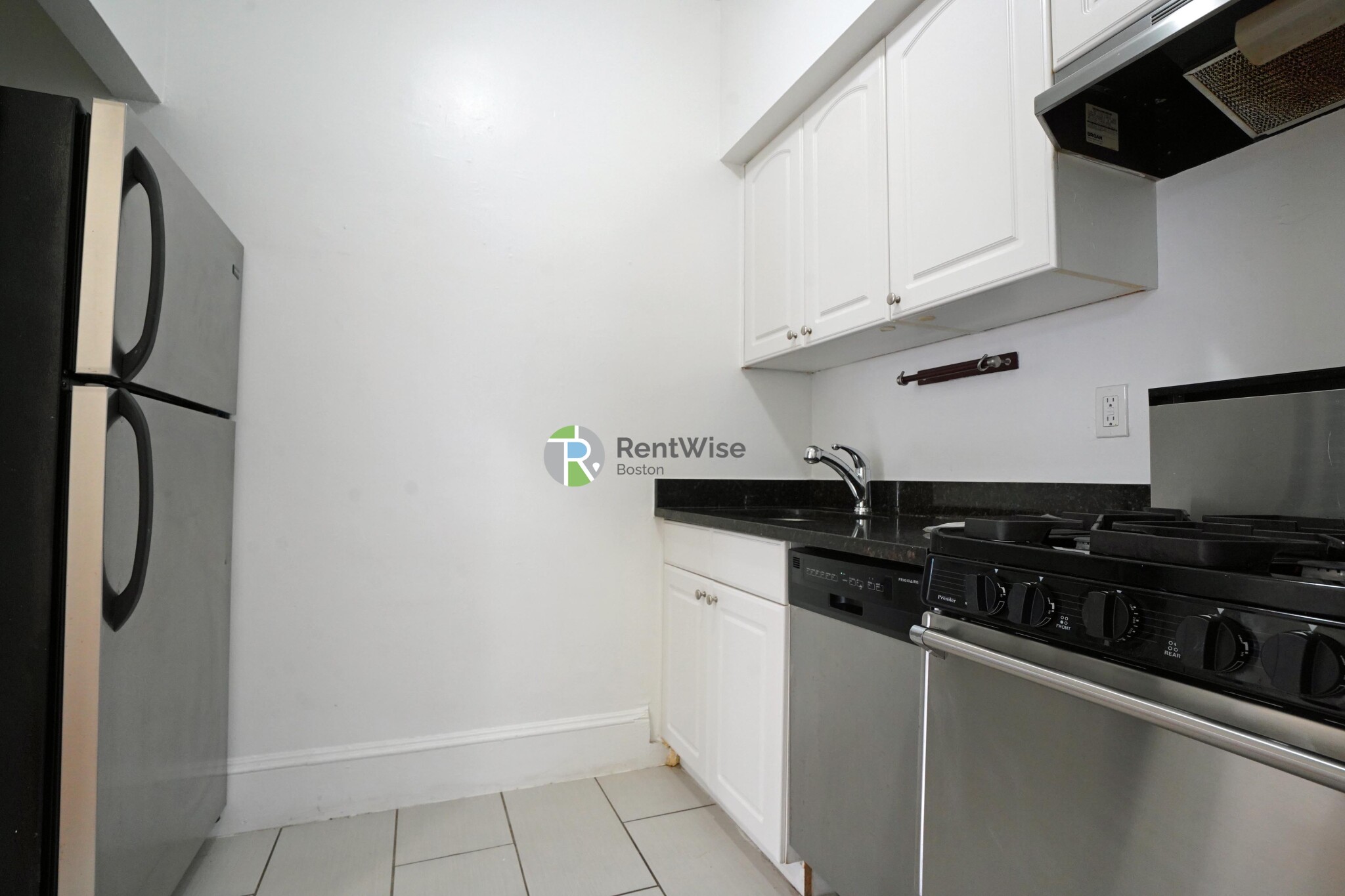 61 Brighton Ave, Allston