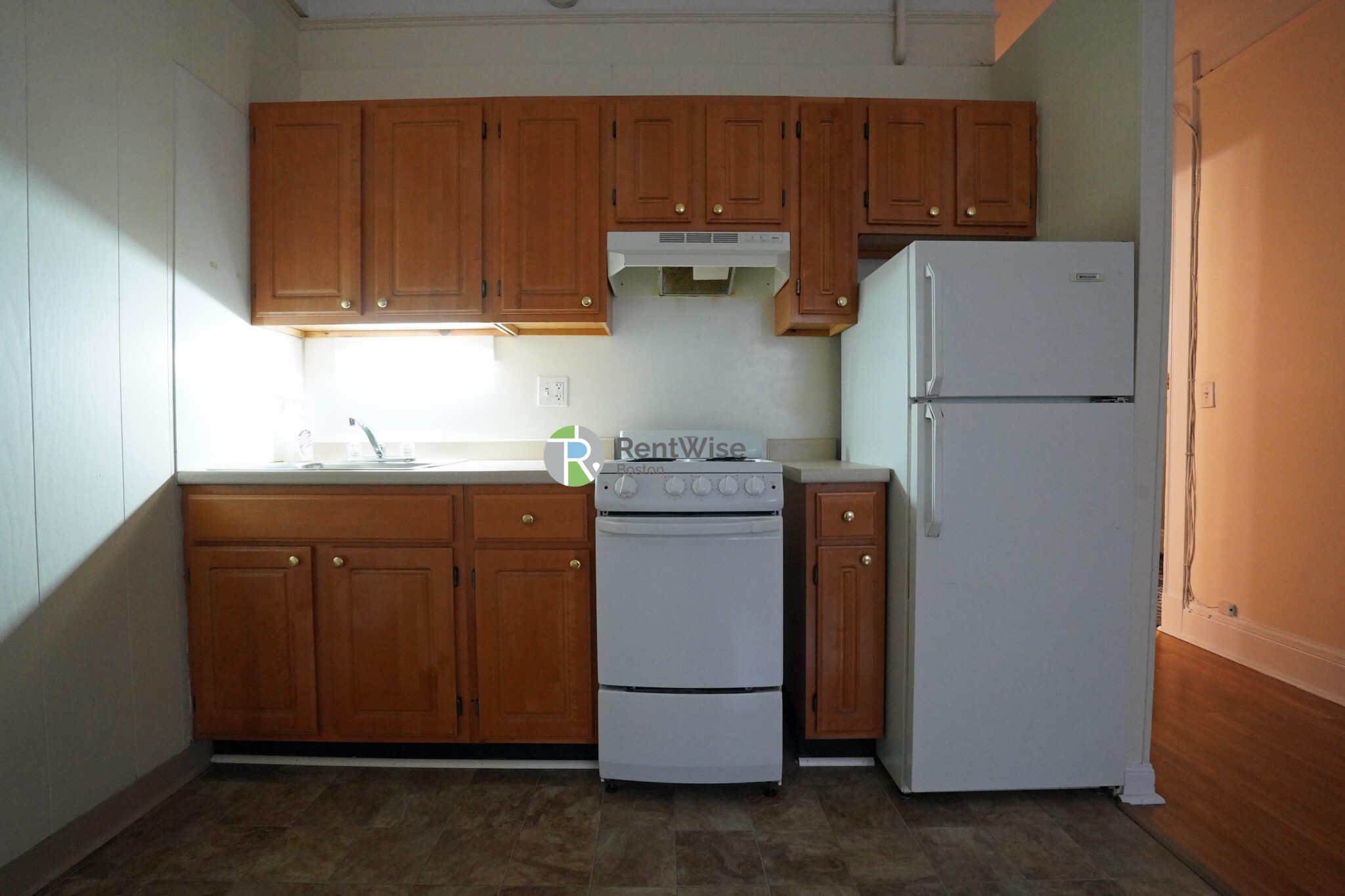 62 Boylston St, Midtown