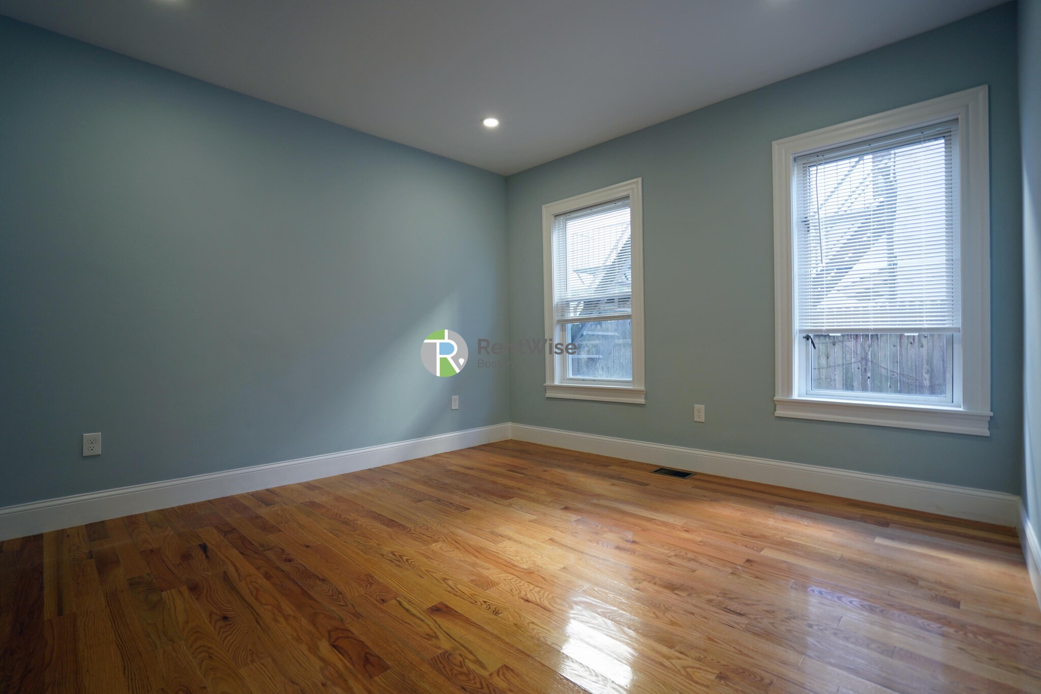 374 Oxford St, Baldwin