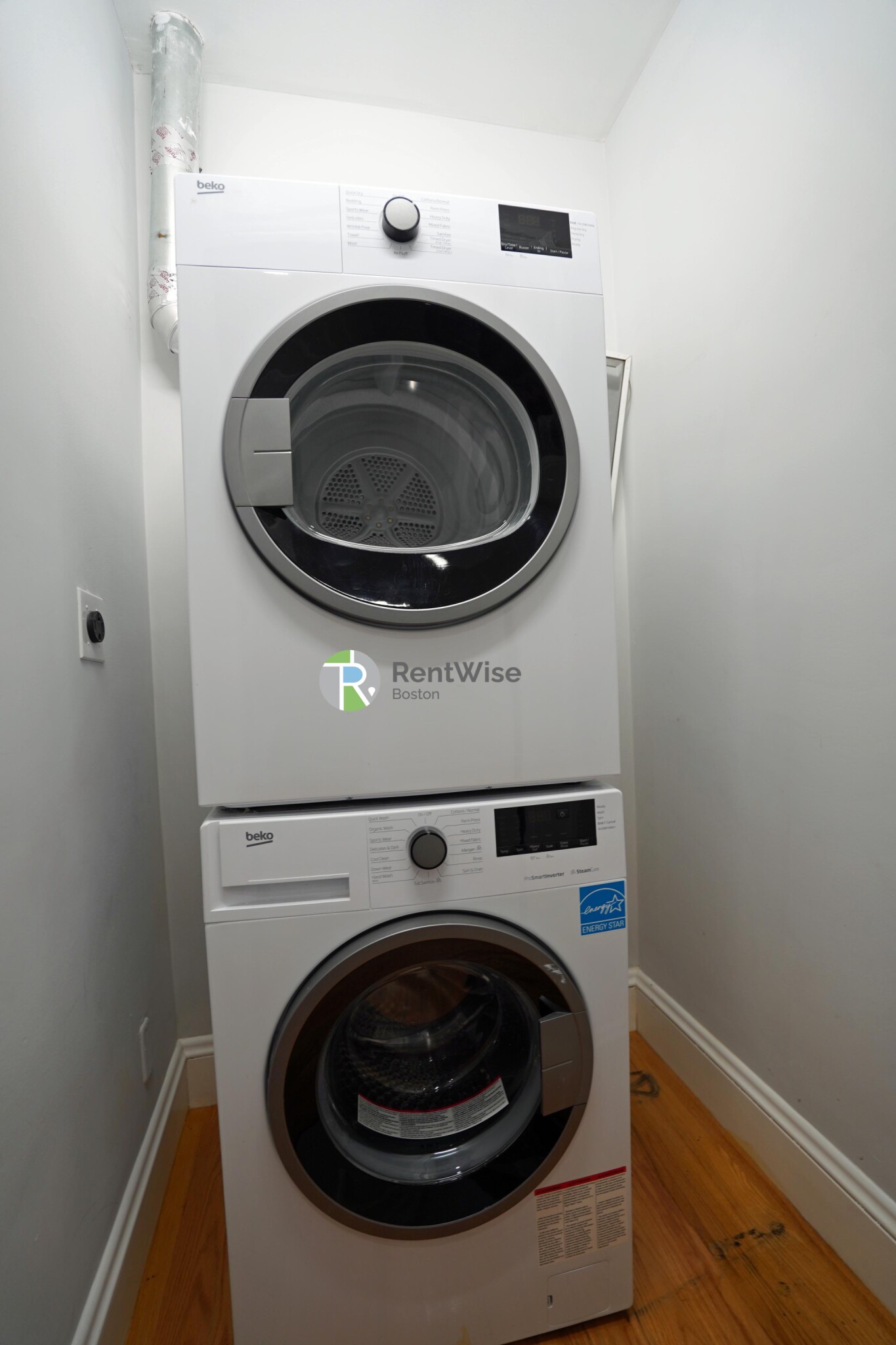 374 Oxford St, Baldwin