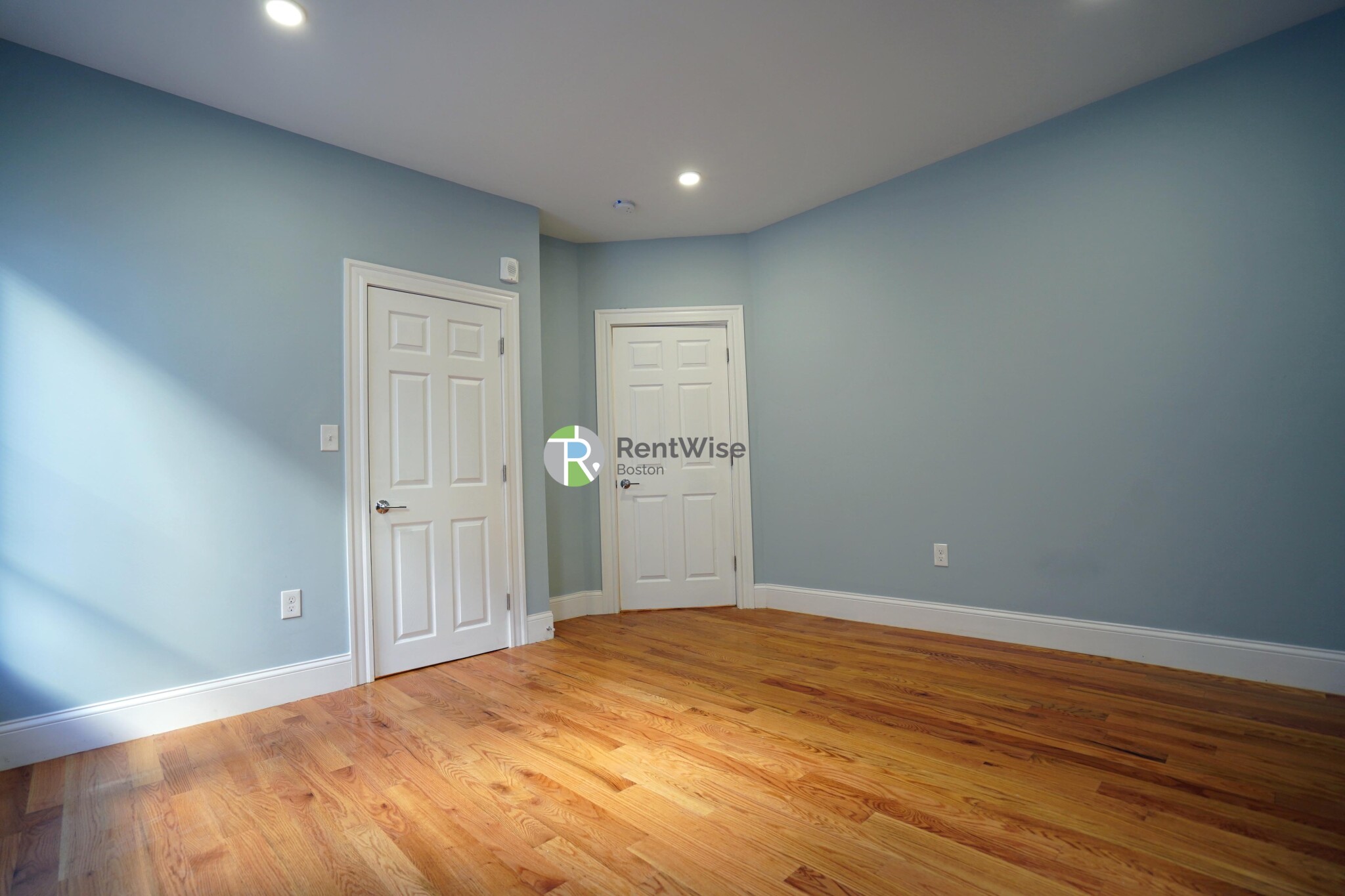 374 Oxford St, Baldwin