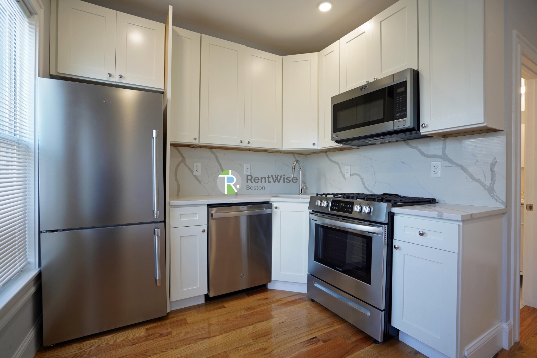 374 Oxford St, Baldwin