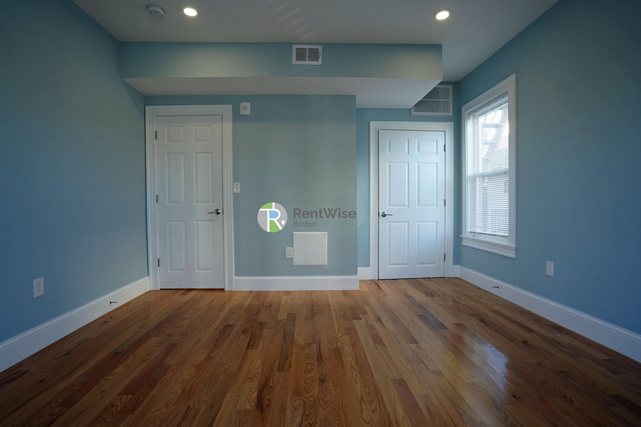 374 Oxford St, Baldwin