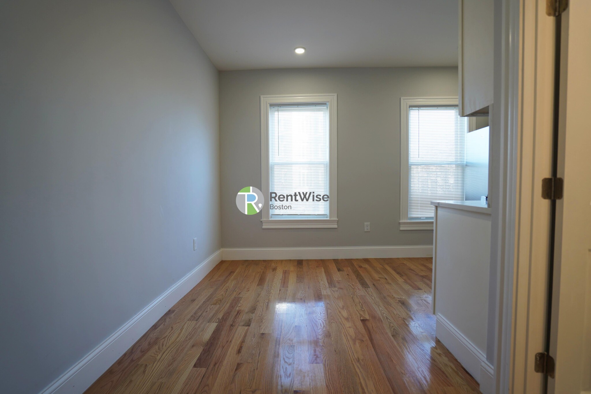 374 Oxford St, Baldwin