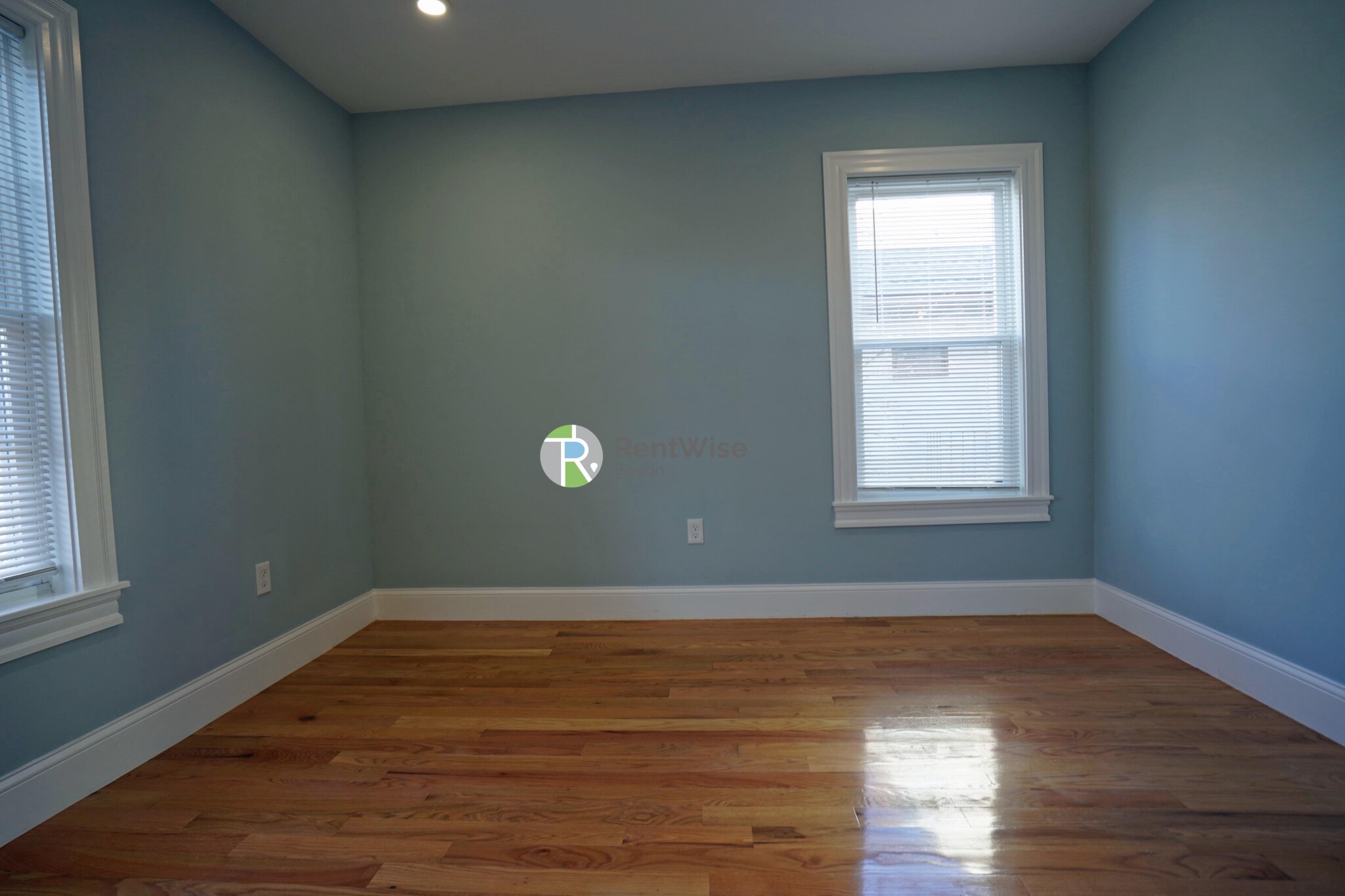 374 Oxford St, Baldwin