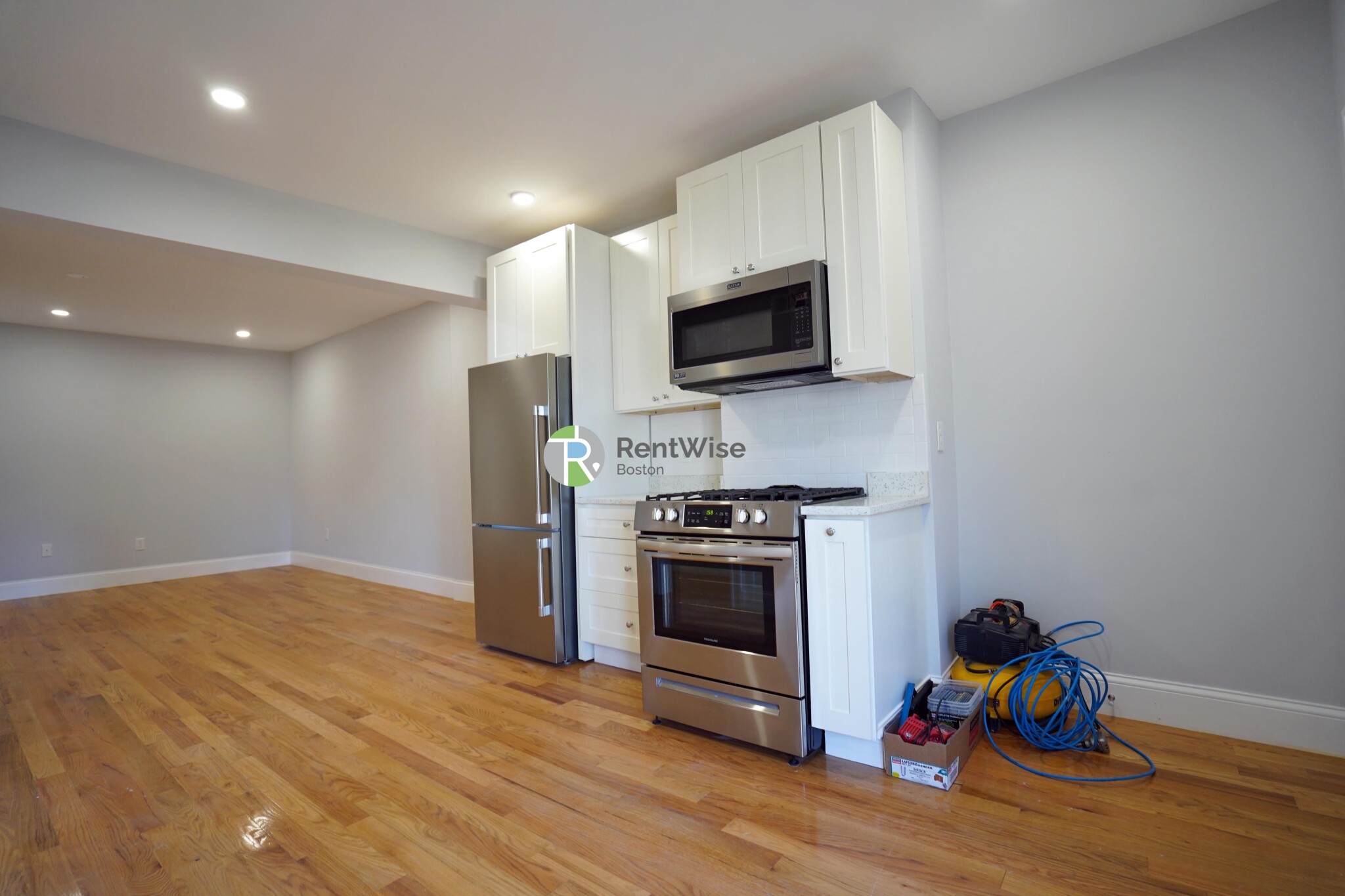 374 Oxford St, Baldwin