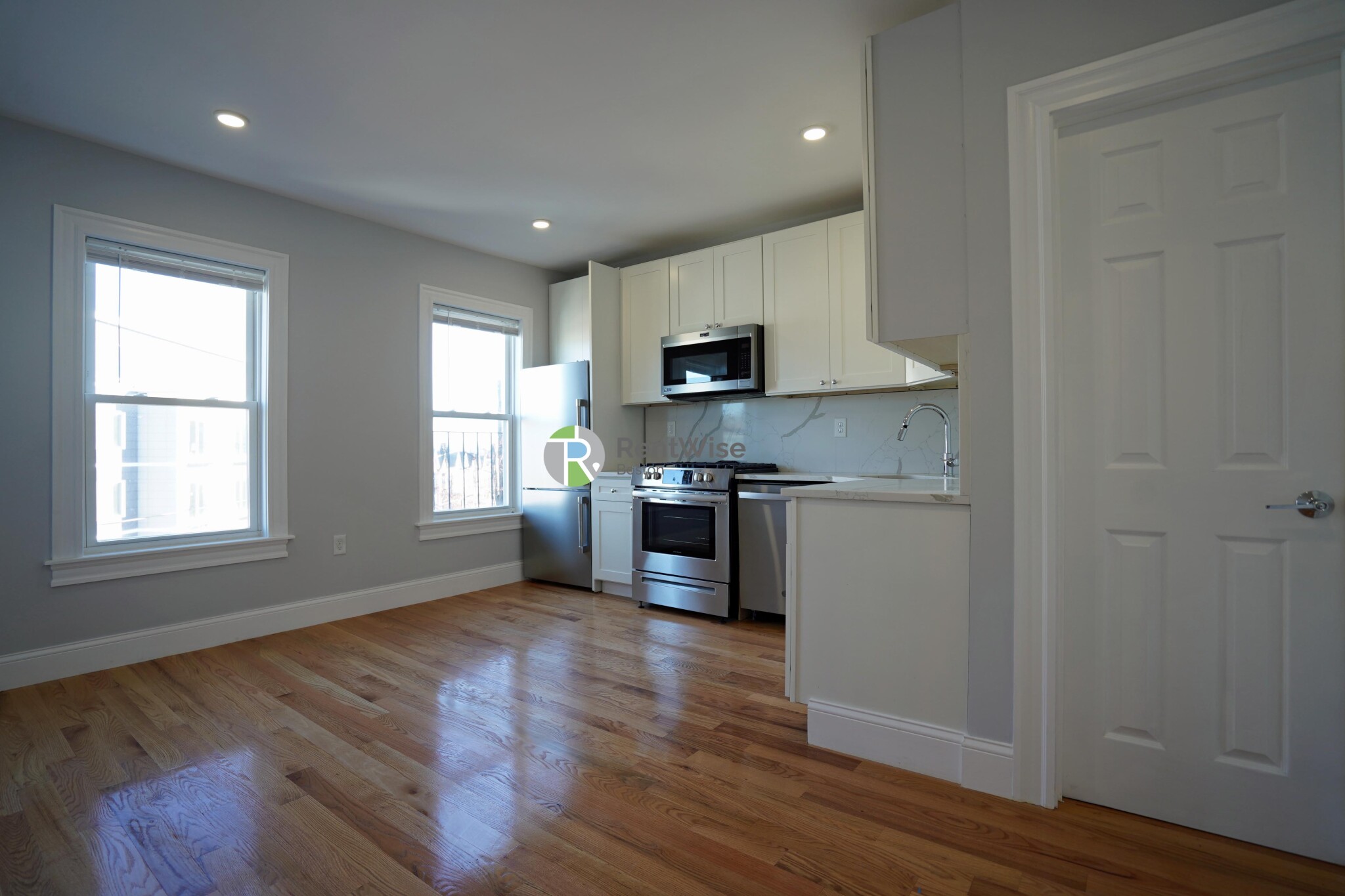 374 Oxford St, Baldwin