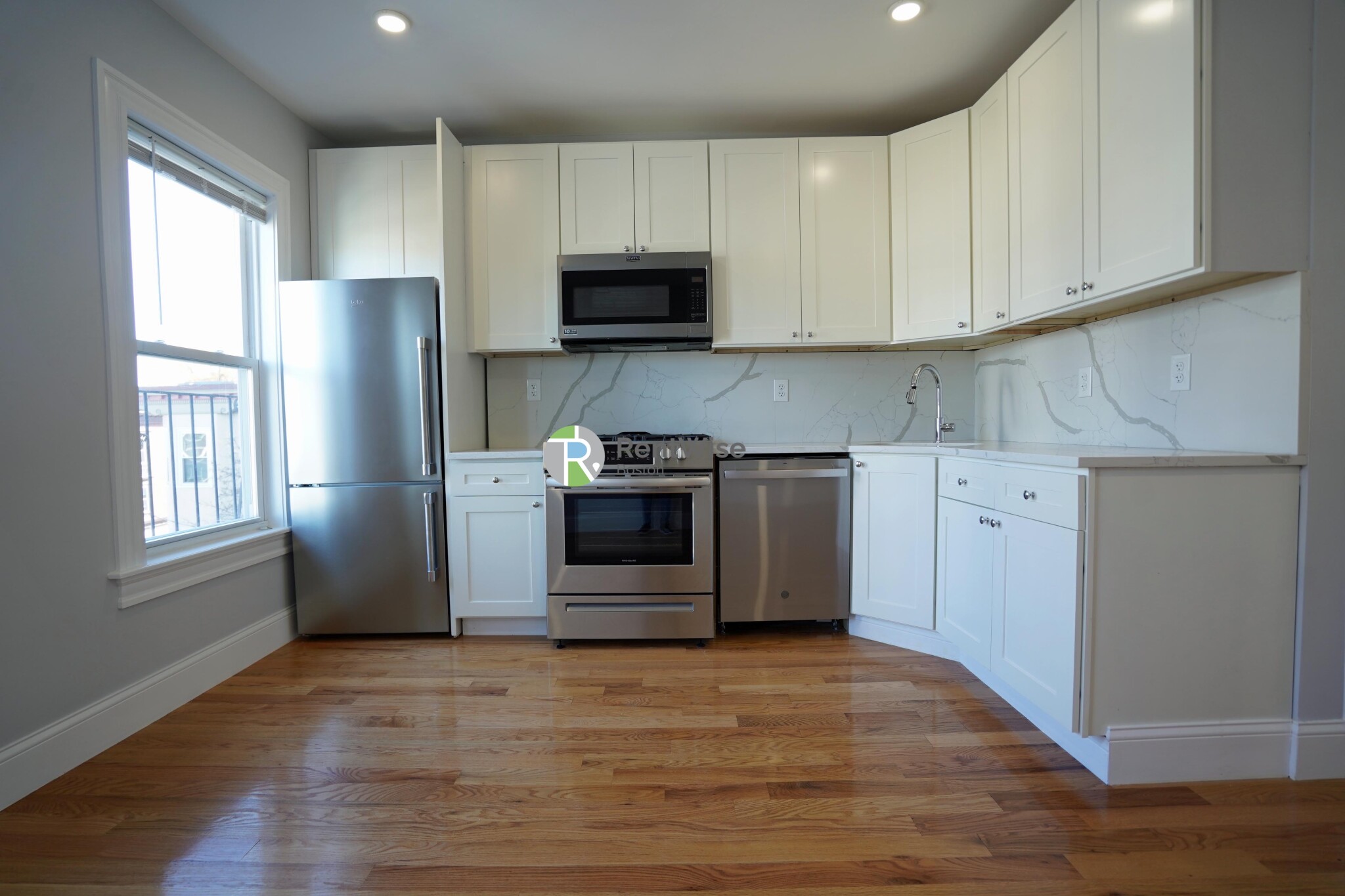 374 Oxford St, Baldwin