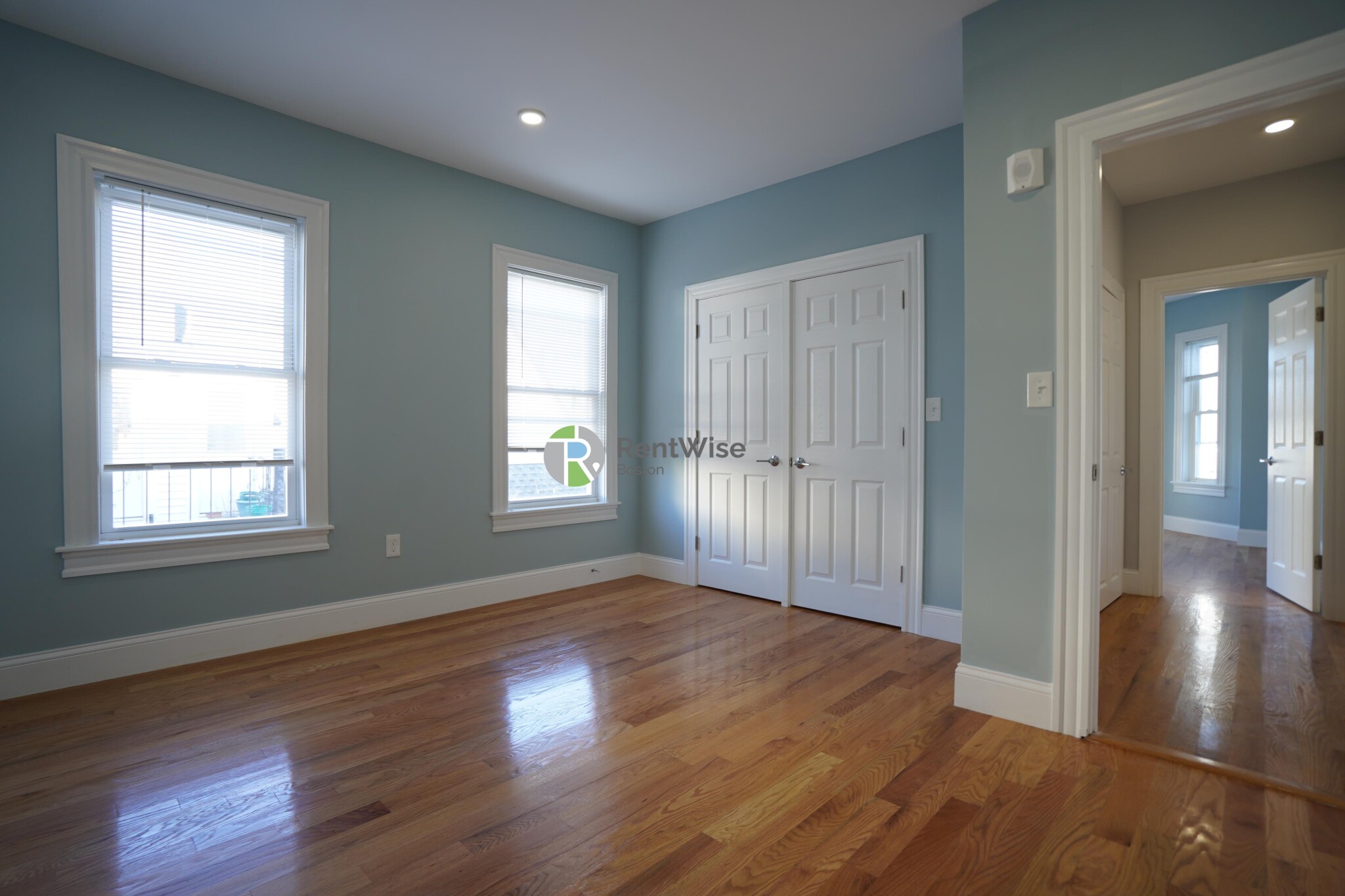 374 Oxford St, Baldwin