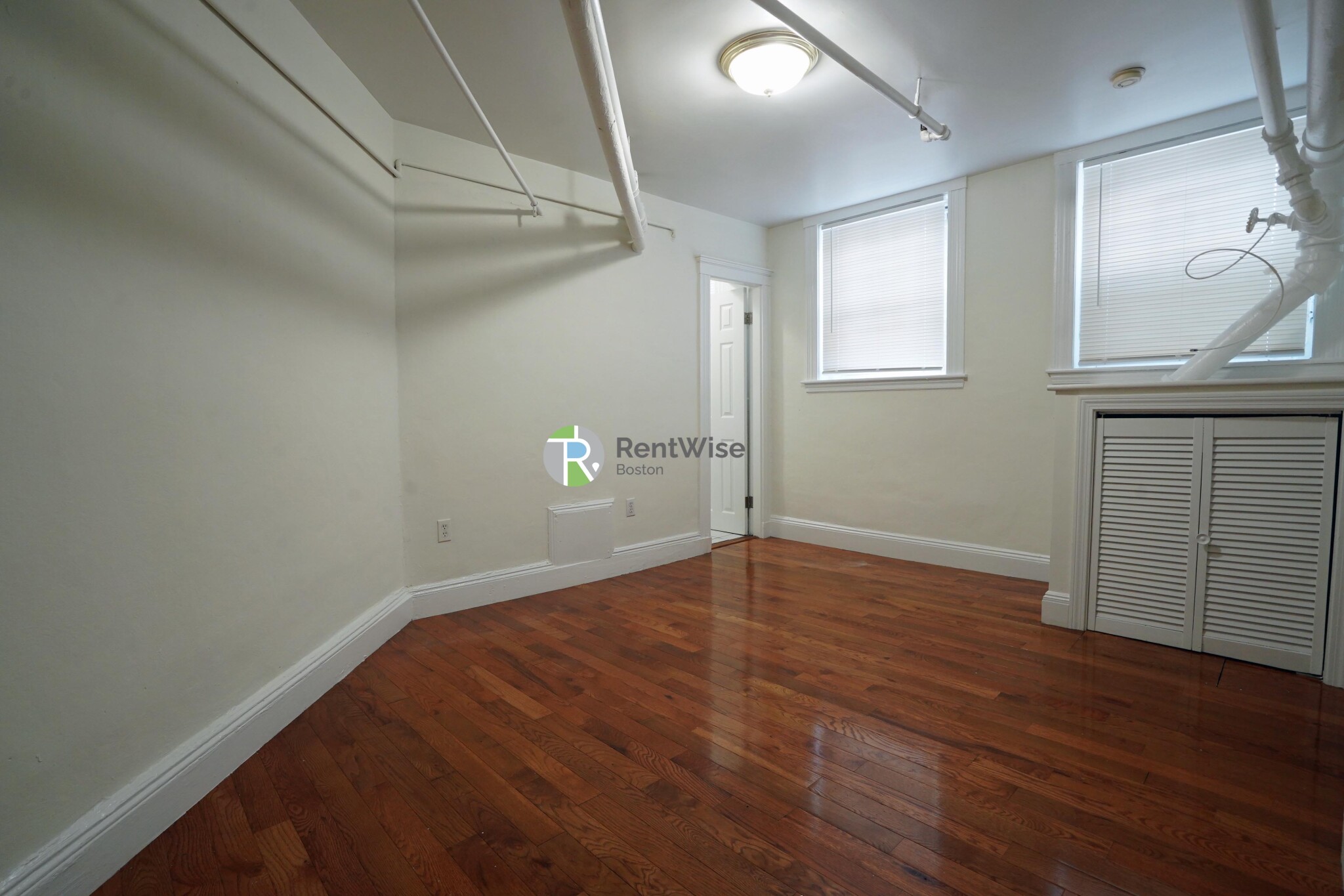 1848 Commonwealth Ave, Brighton