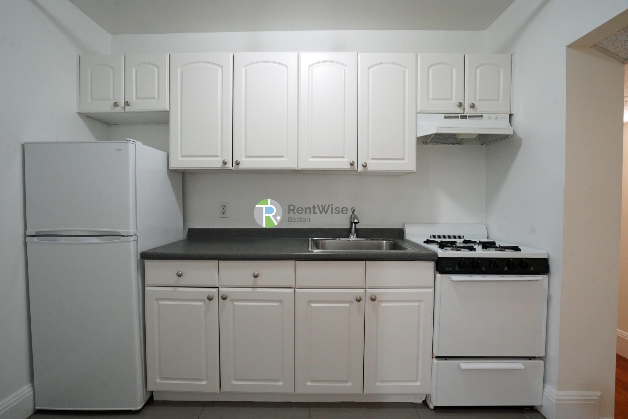 1848 Commonwealth Ave, Brighton